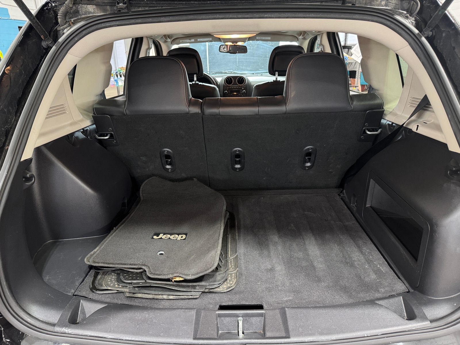 Thumbnail: 2017 Jeep Compass - 7