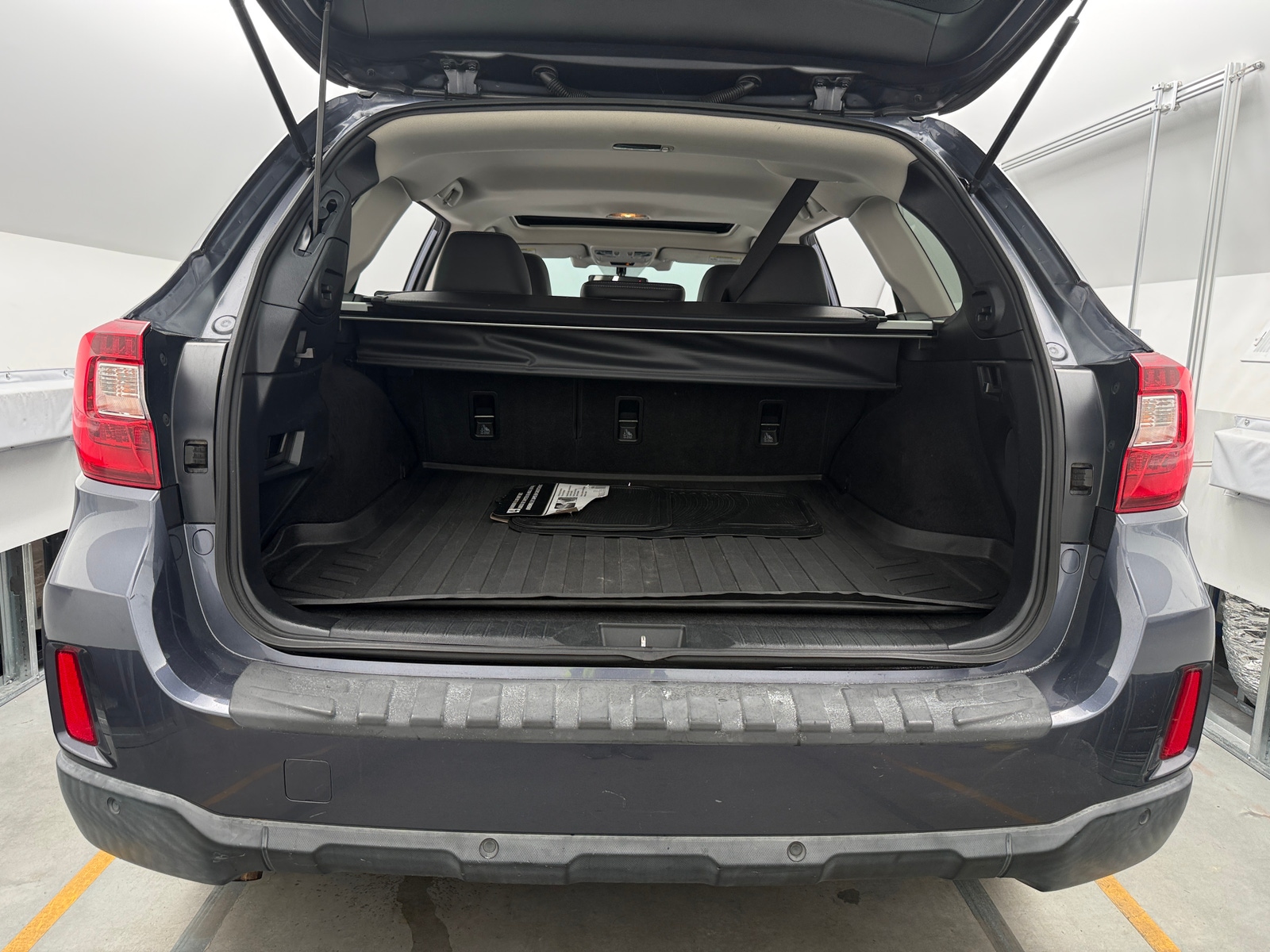Thumbnail: 2017 Subaru Outback - 6