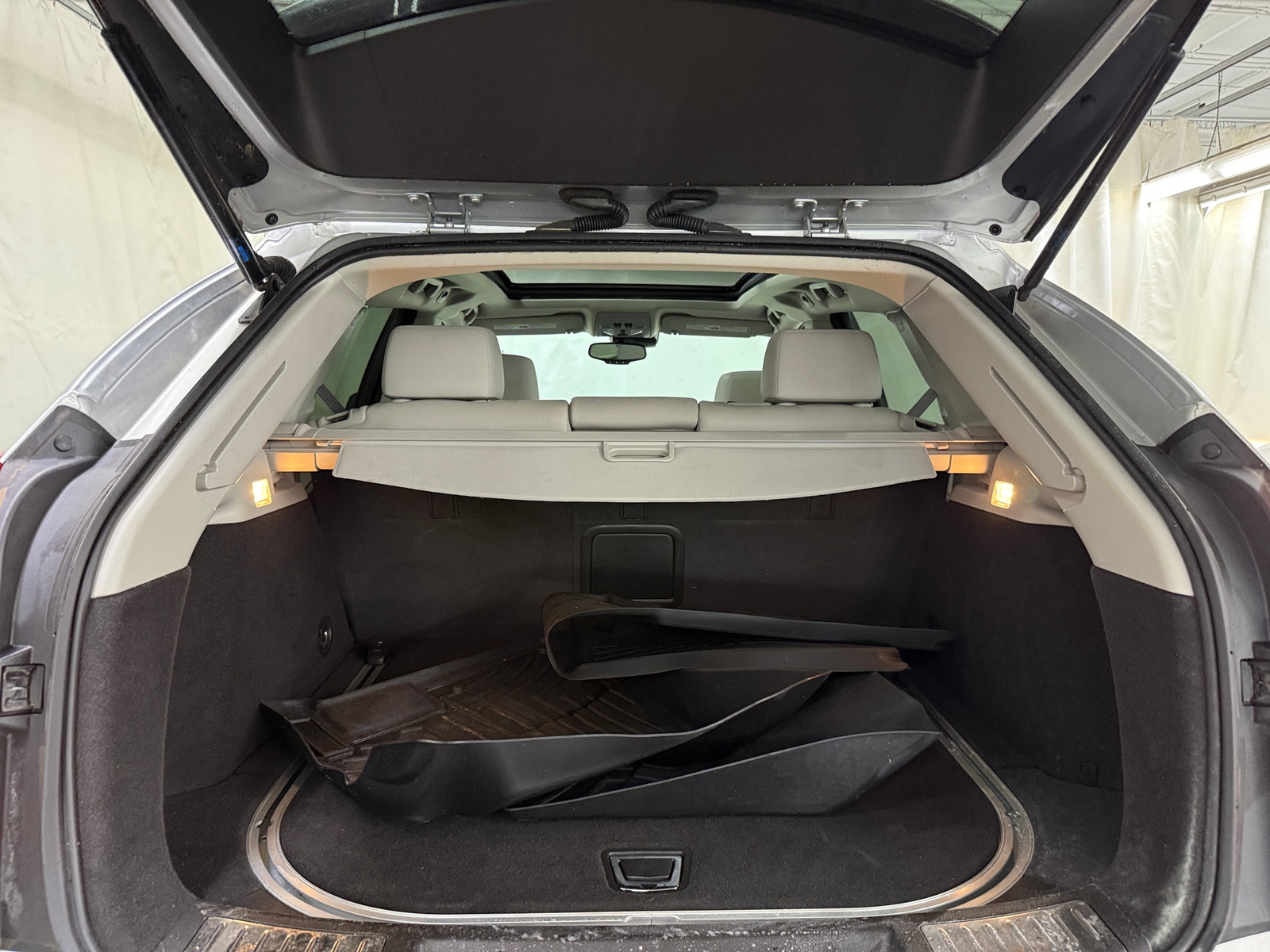 Thumbnail: 2013 Cadillac SRX - 6