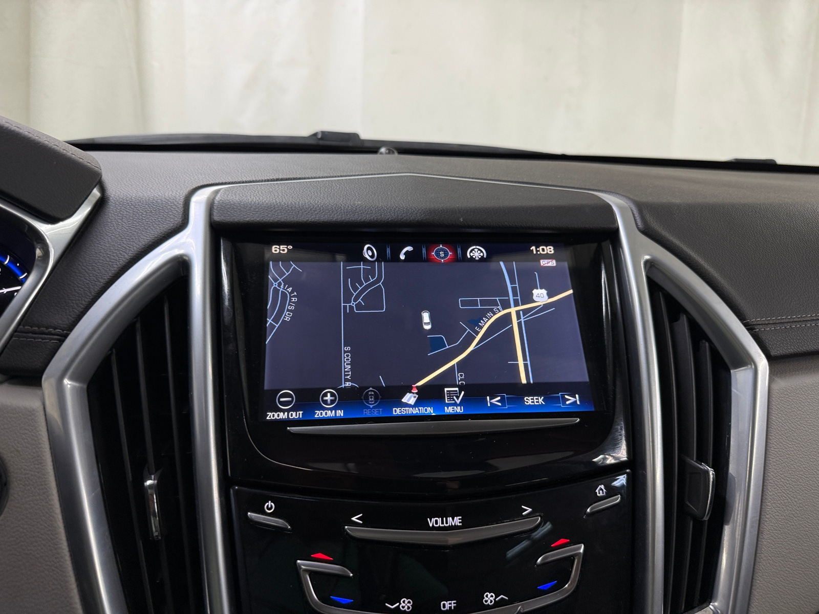 Thumbnail: 2013 Cadillac SRX - 3