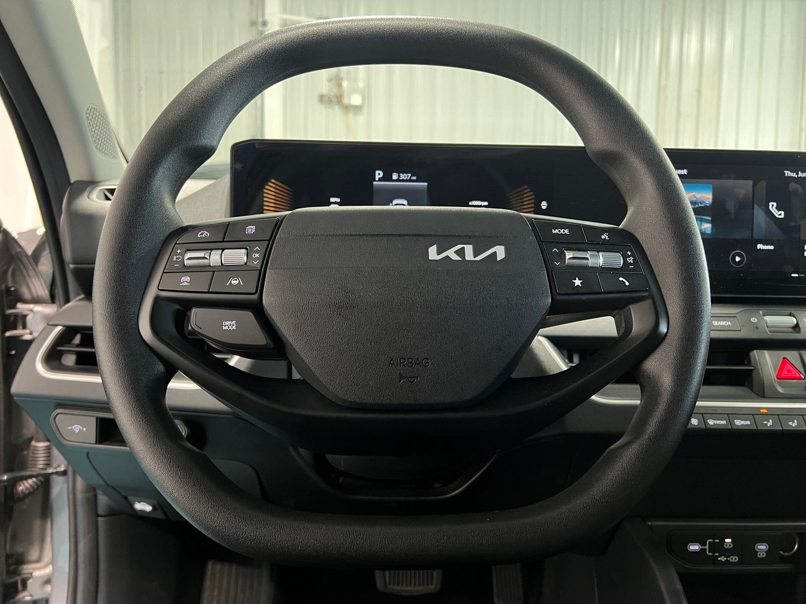 Thumbnail: 2025 Kia K4 - 5