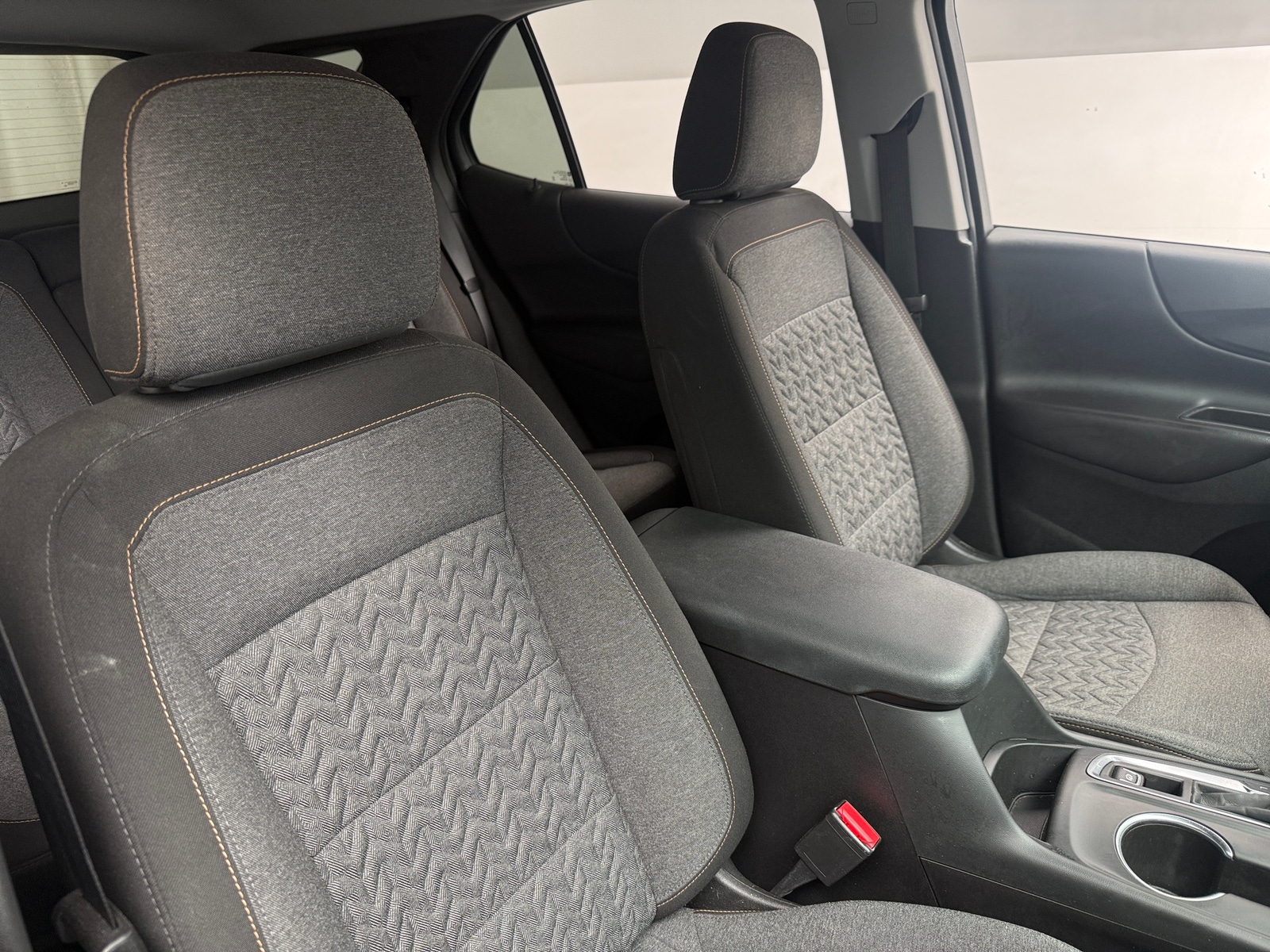Thumbnail: 2022 Chevrolet Equinox - 2
