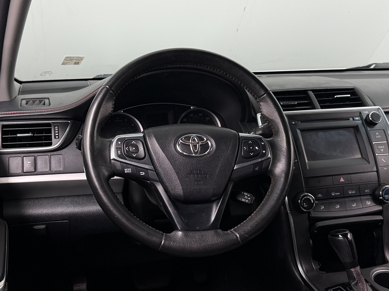 Thumbnail: 2016 Toyota Camry - 5
