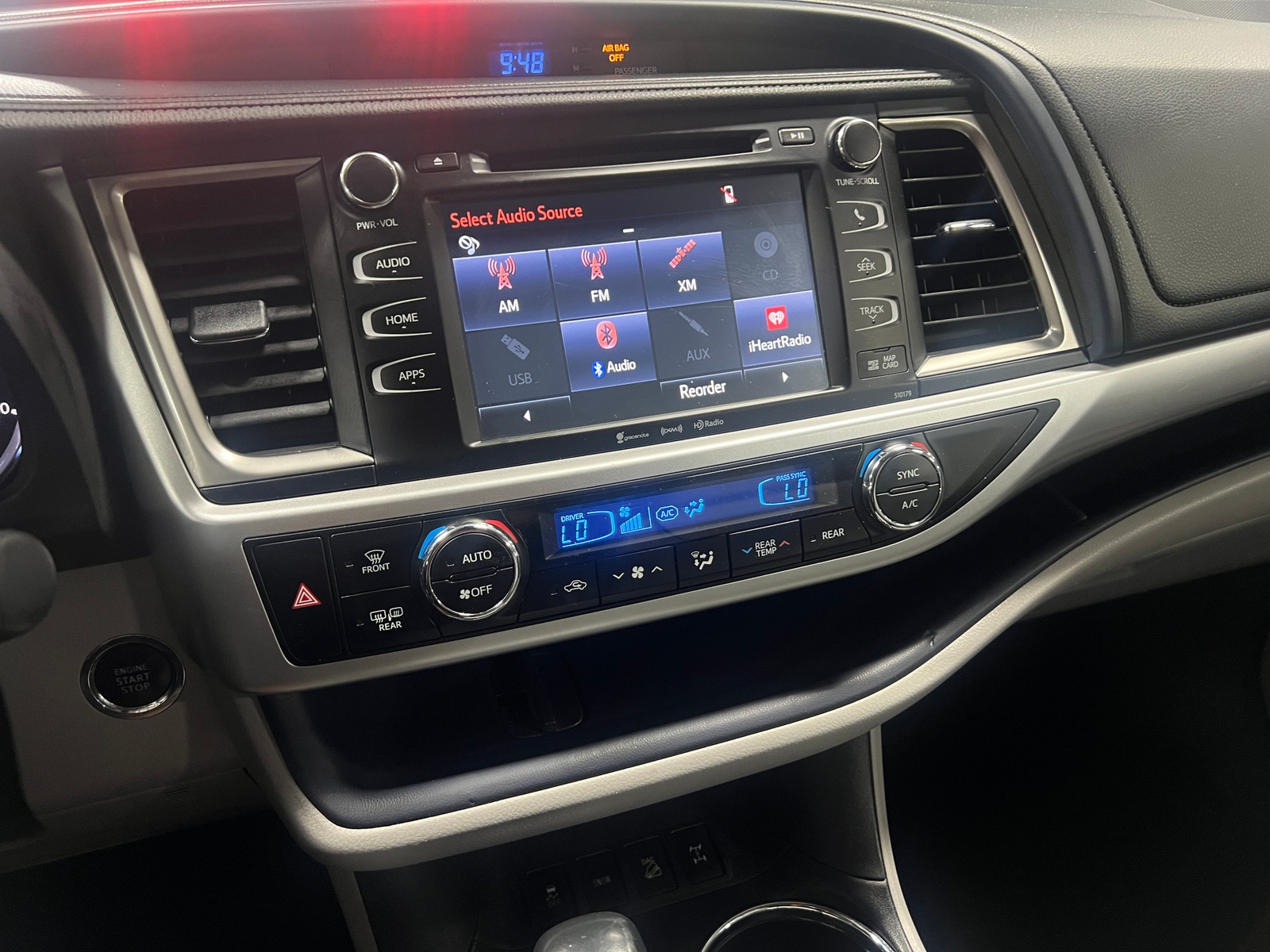 Thumbnail: 2017 Toyota Highlander - 3