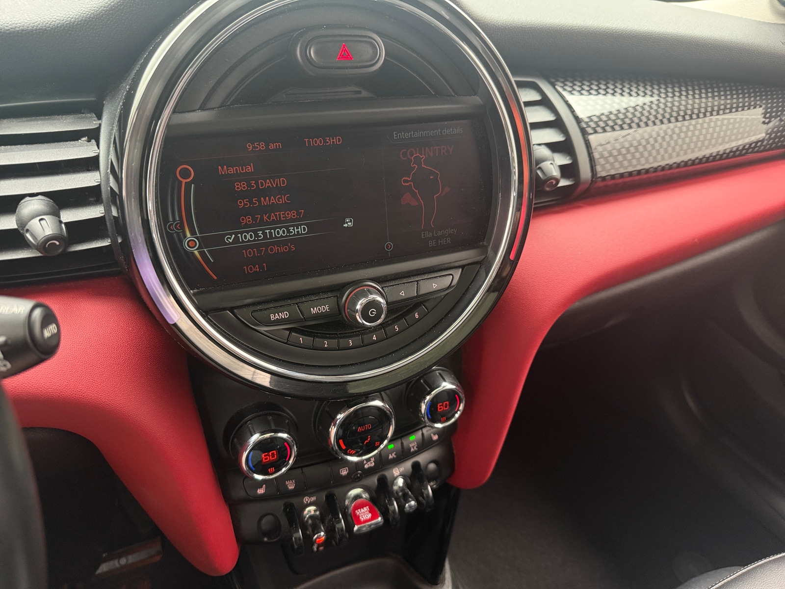 Thumbnail: 2016 MINI Cooper Hardtop - 4