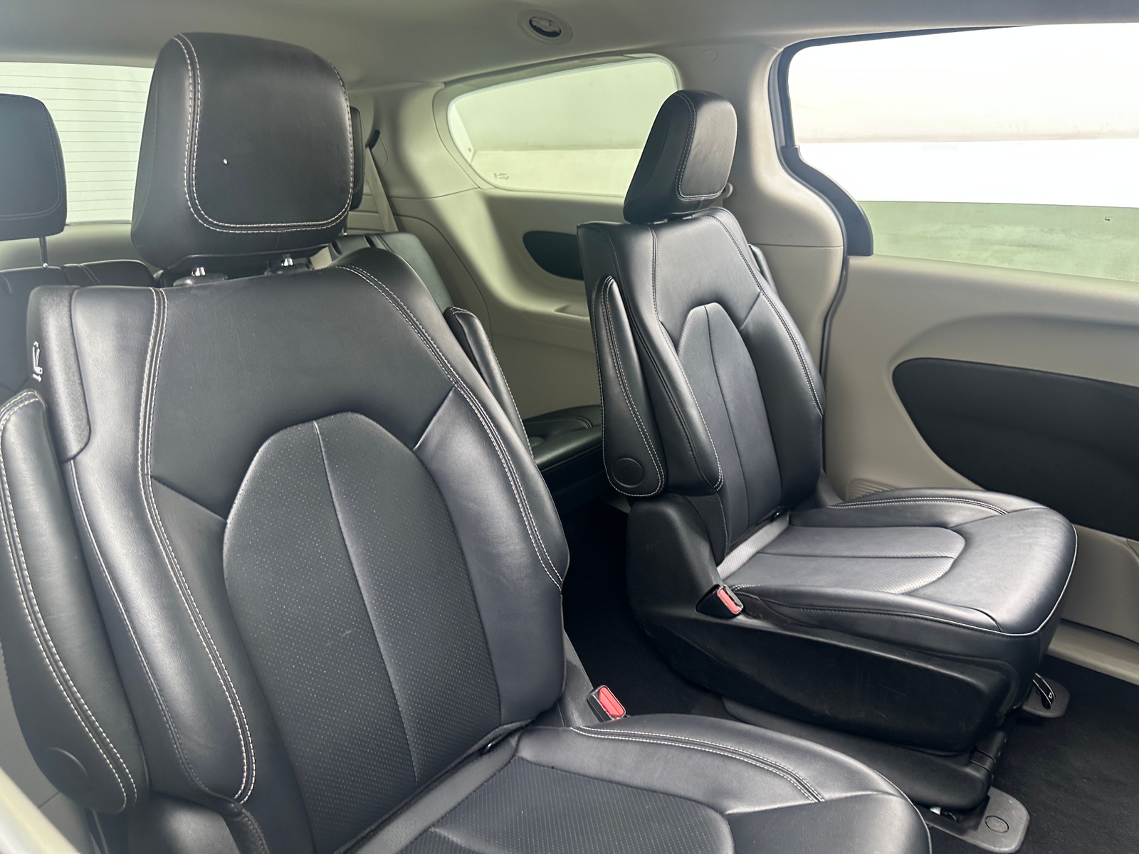 Thumbnail: 2024 Chrysler Pacifica - 5