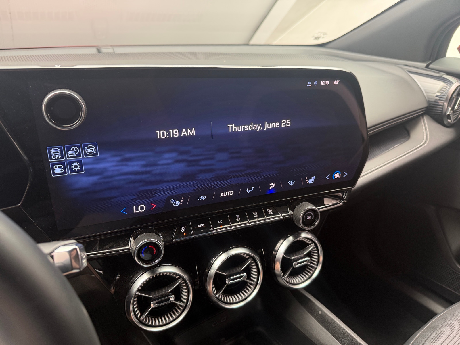 Thumbnail: 2024 Chevrolet Blazer EV - 4