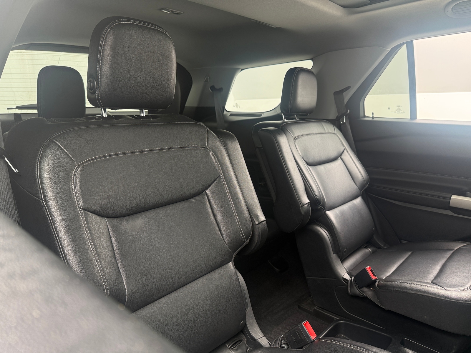 Thumbnail: 2020 Ford Explorer - 5