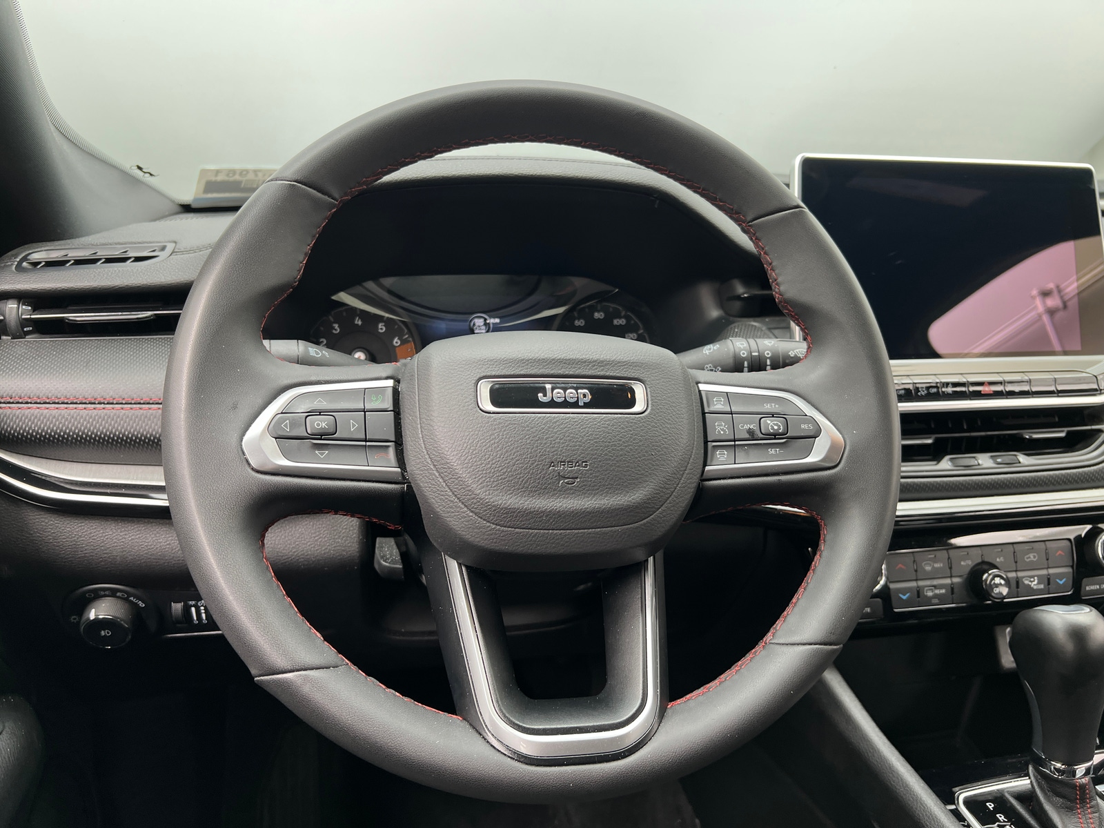 Thumbnail: 2025 Jeep Compass - 4