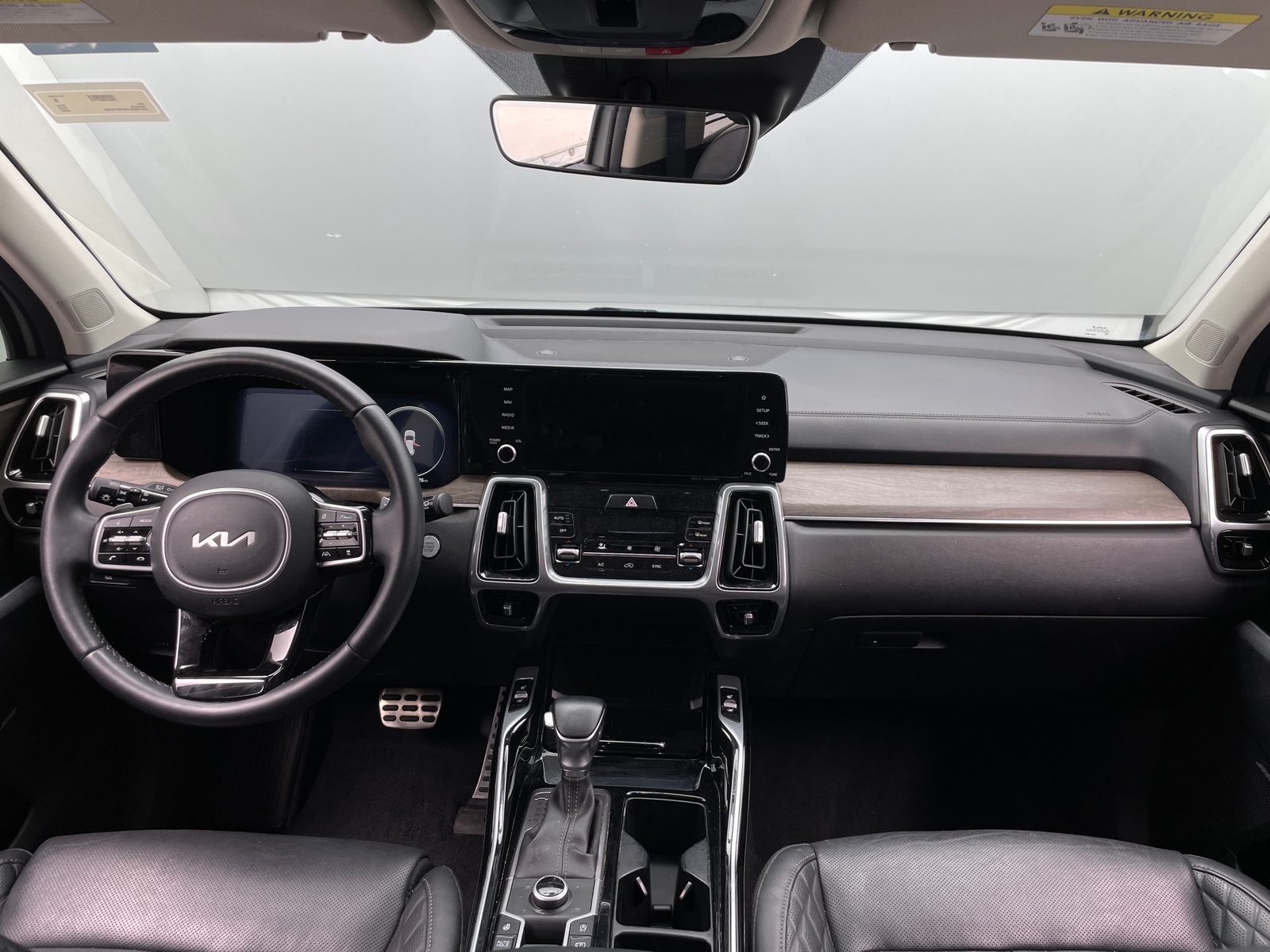 Thumbnail: 2023 Kia Sorento - 2