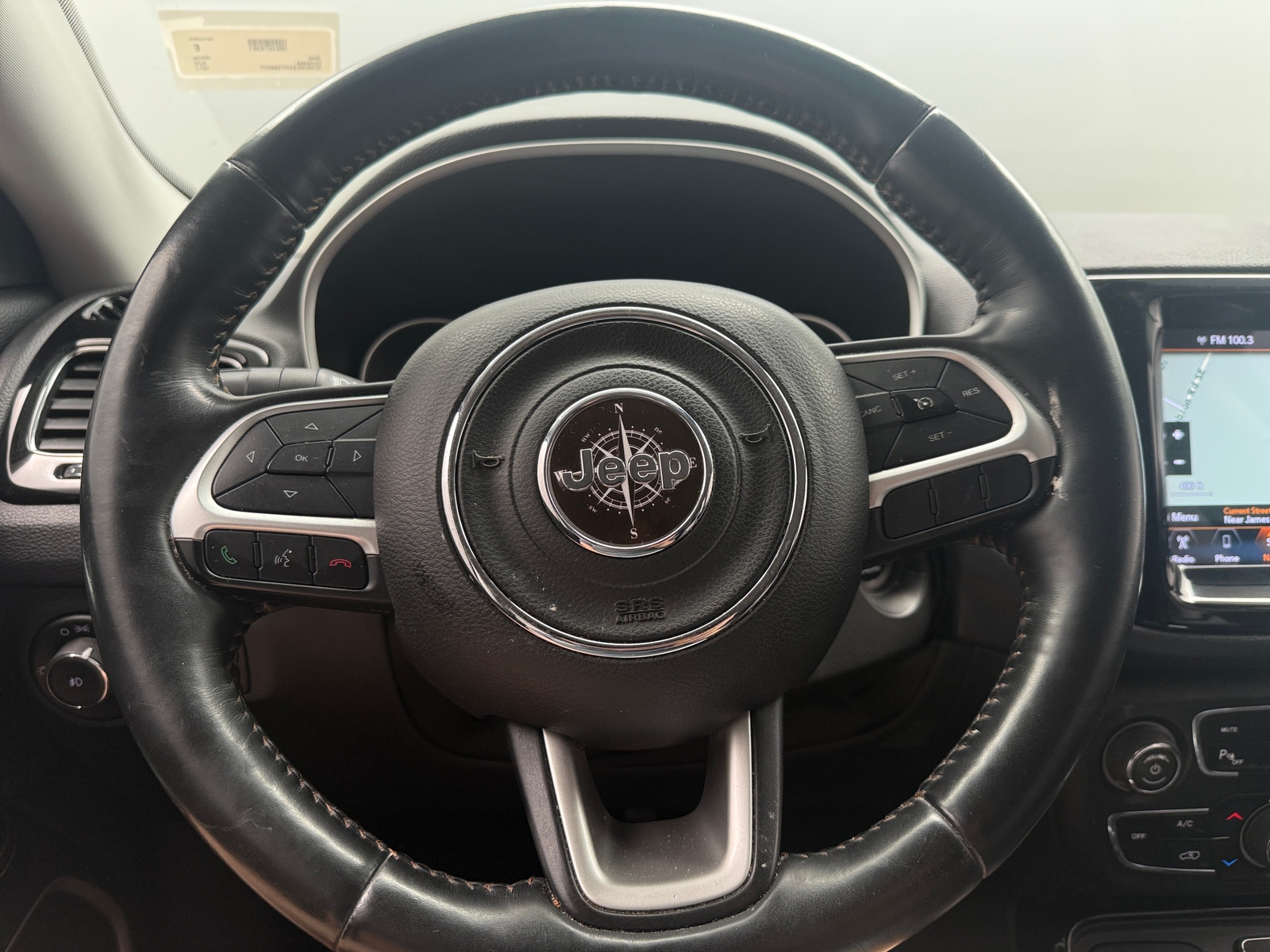 Thumbnail: 2017 Jeep Compass - 4