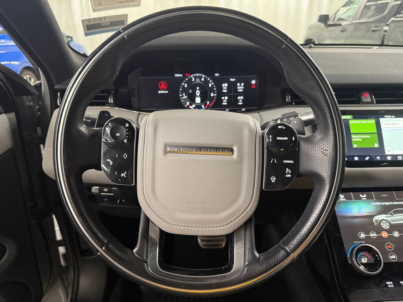 Thumbnail: 2020 Land Rover Range Rover Evoque - 4