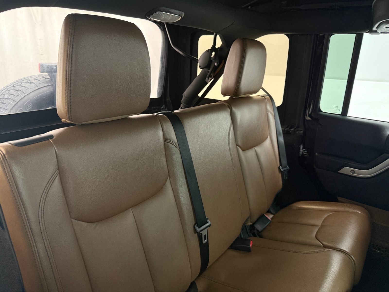 Thumbnail: 2016 Jeep Wrangler - 6