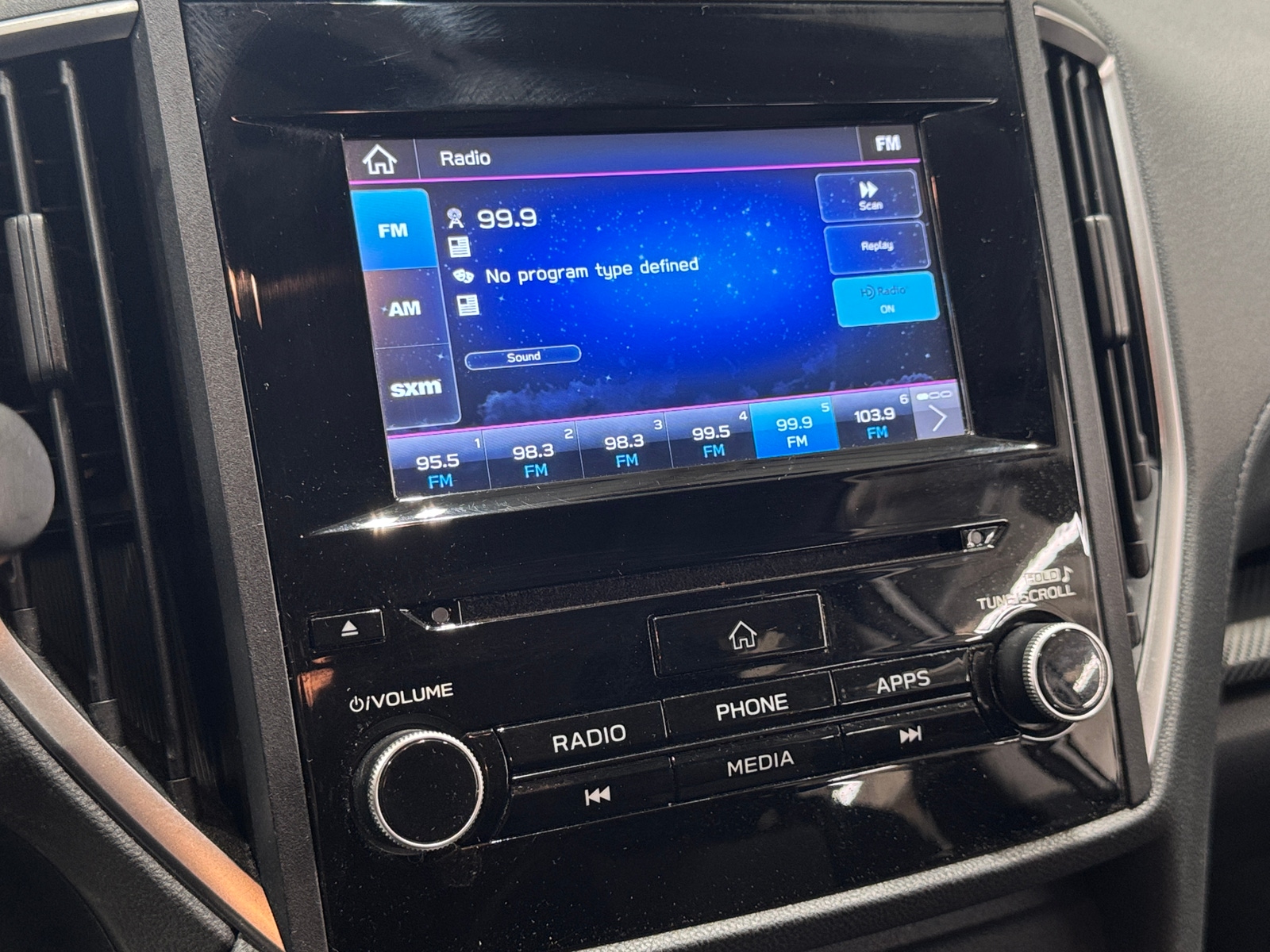 Thumbnail: 2019 Subaru Crosstrek - 4