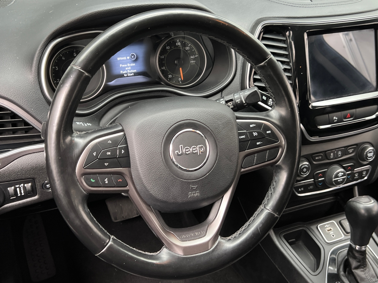 Thumbnail: 2020 Jeep Cherokee - 4