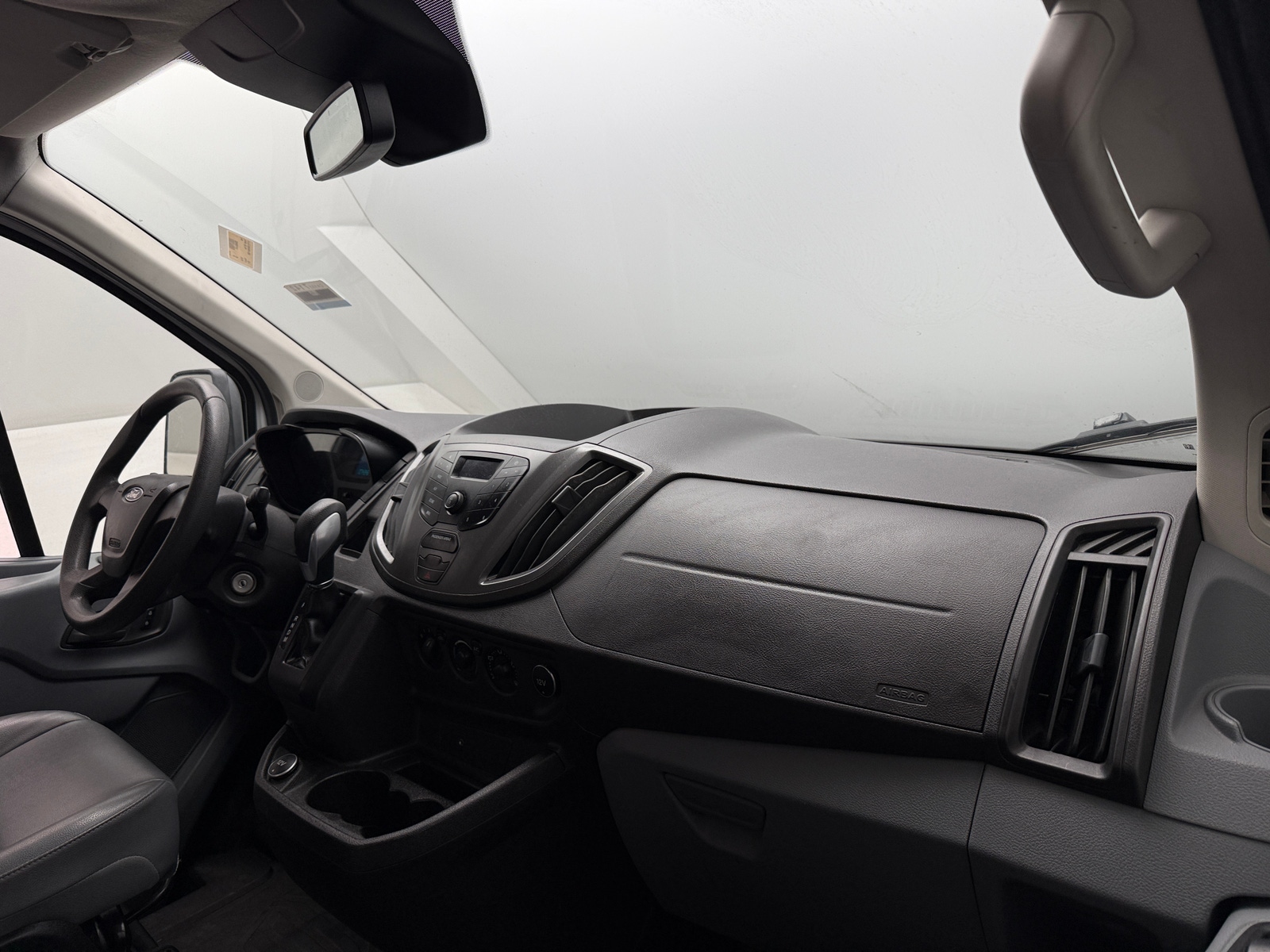 Thumbnail: 2017 Ford Transit Series - 2
