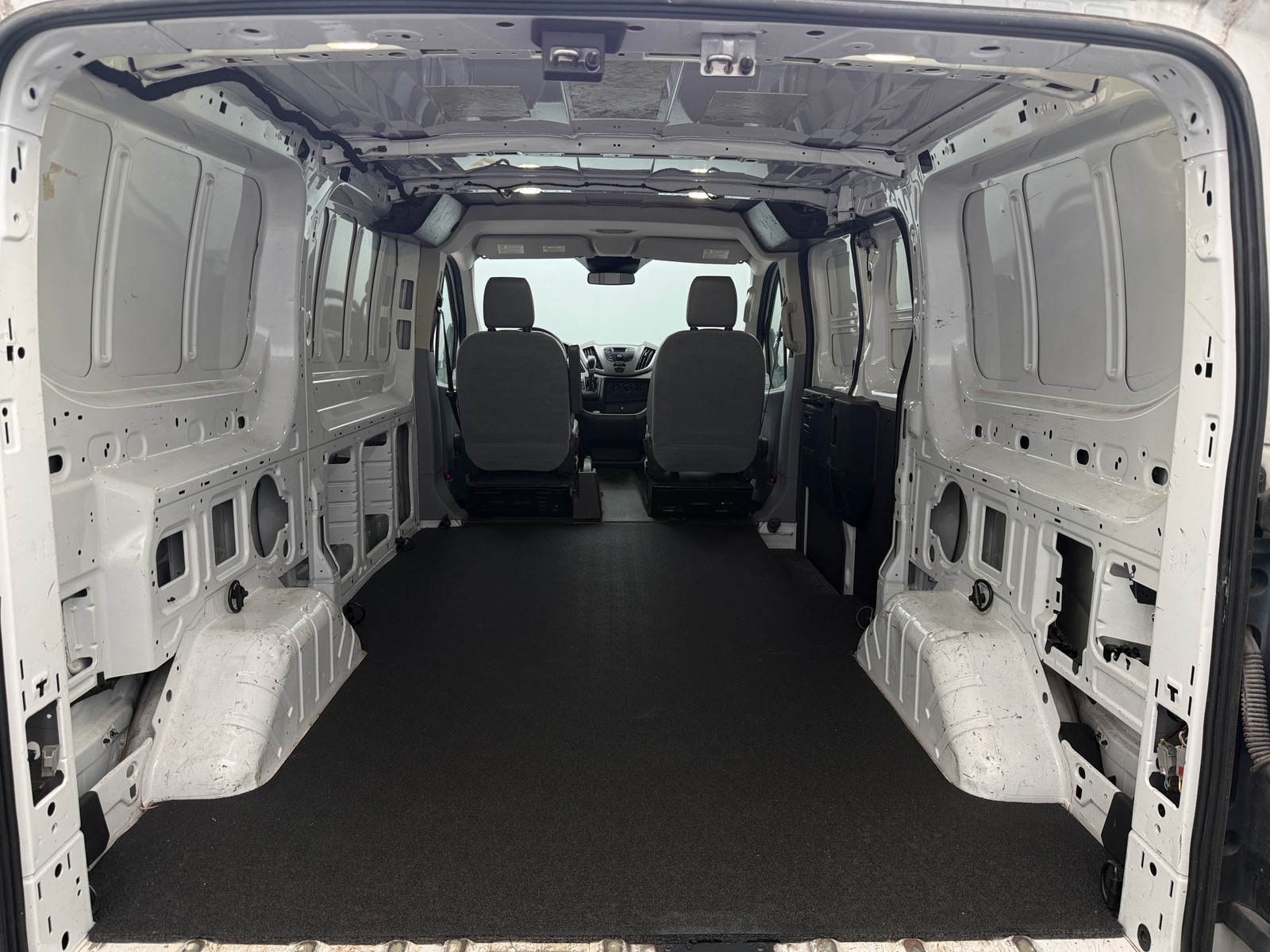 Thumbnail: 2017 Ford Transit Series - 5