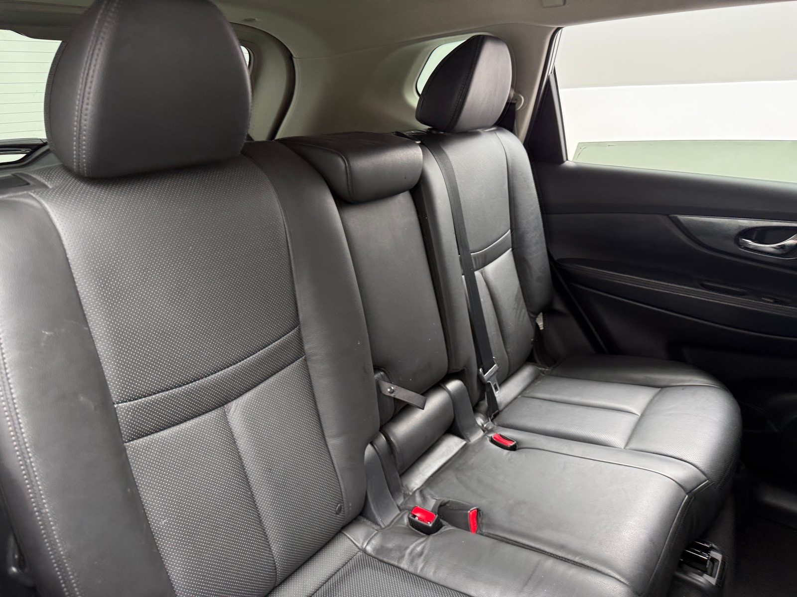 Thumbnail: 2015 Nissan Rogue - 5