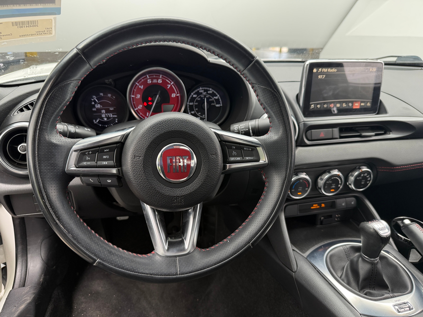 Thumbnail: 2017 Fiat 124 Spider - 5