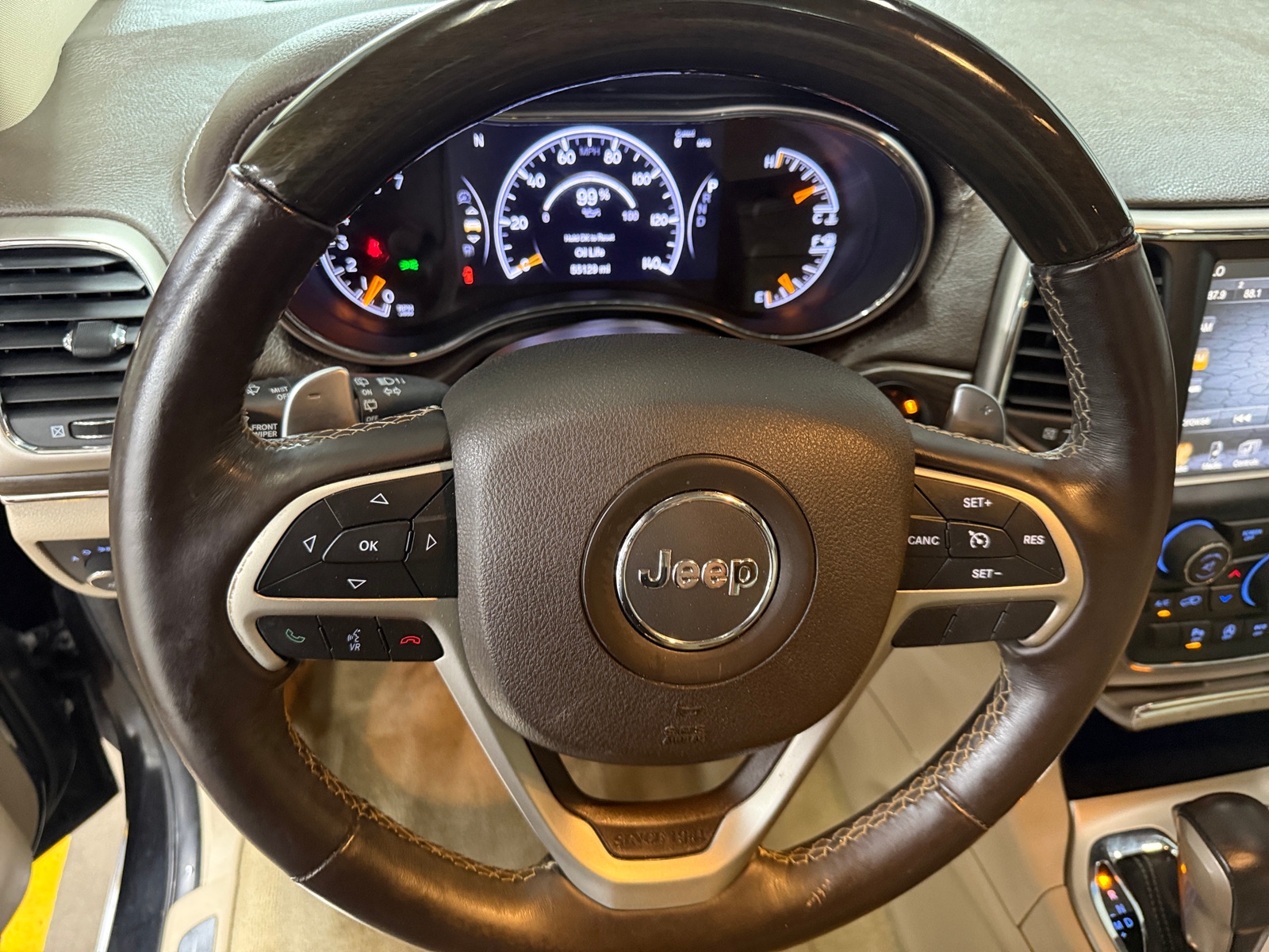 Thumbnail: 2016 Jeep Grand Cherokee - 4