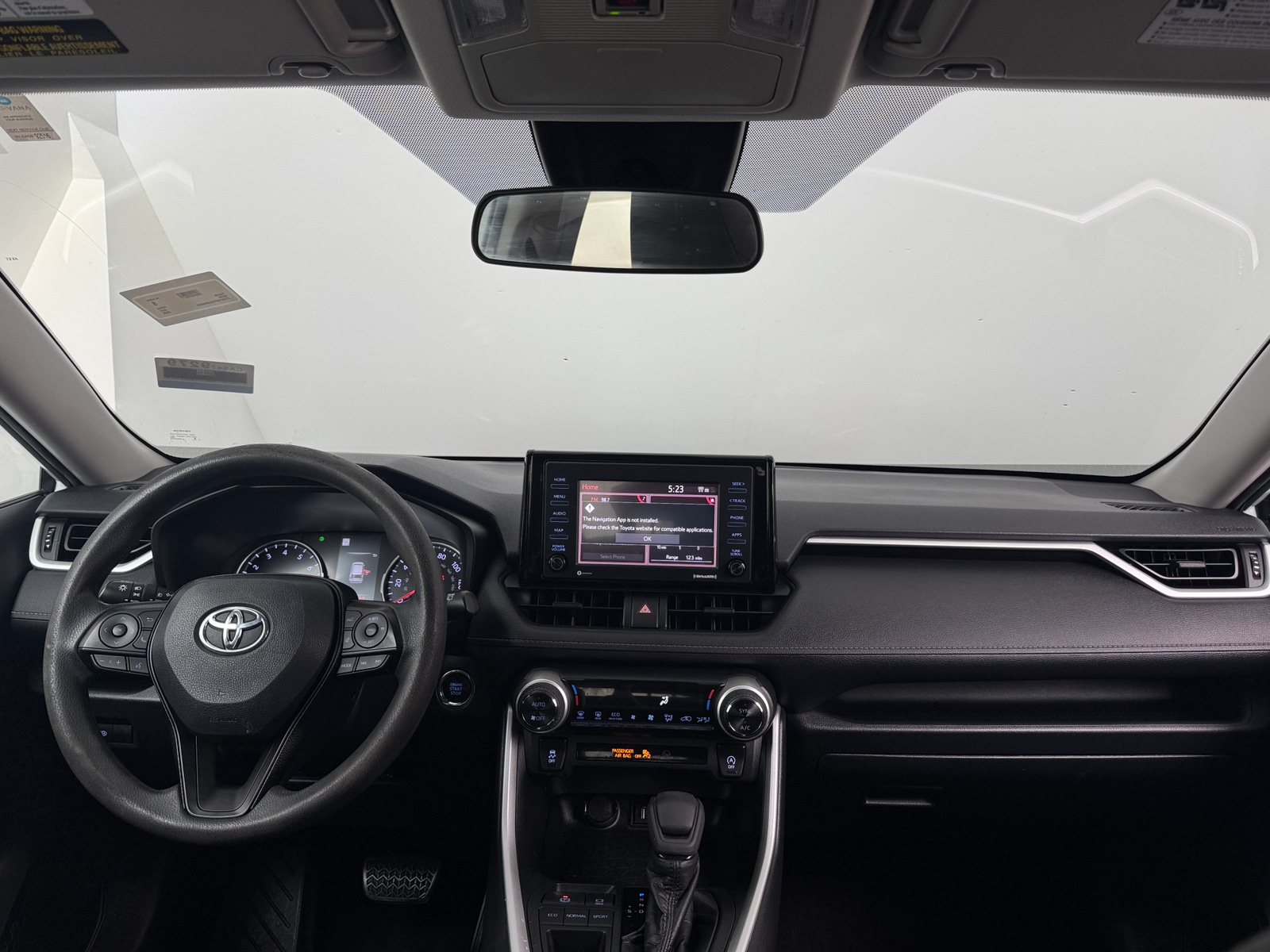 Thumbnail: 2020 Toyota RAV4 - 3