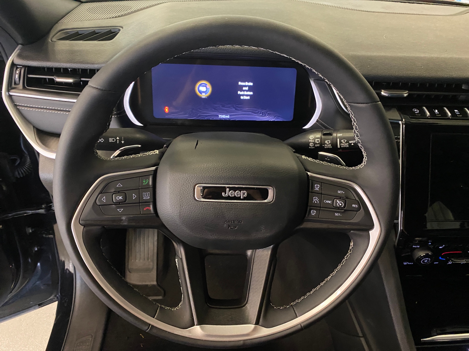 Thumbnail: 2025 Jeep Grand Cherokee - 5