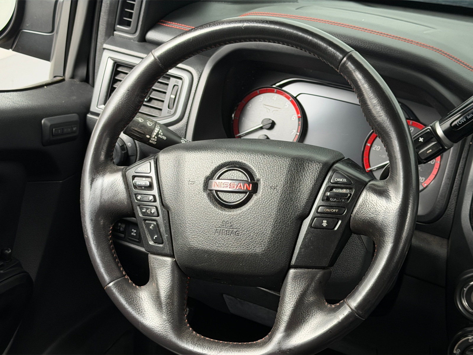 Thumbnail: 2021 Nissan Titan - 5