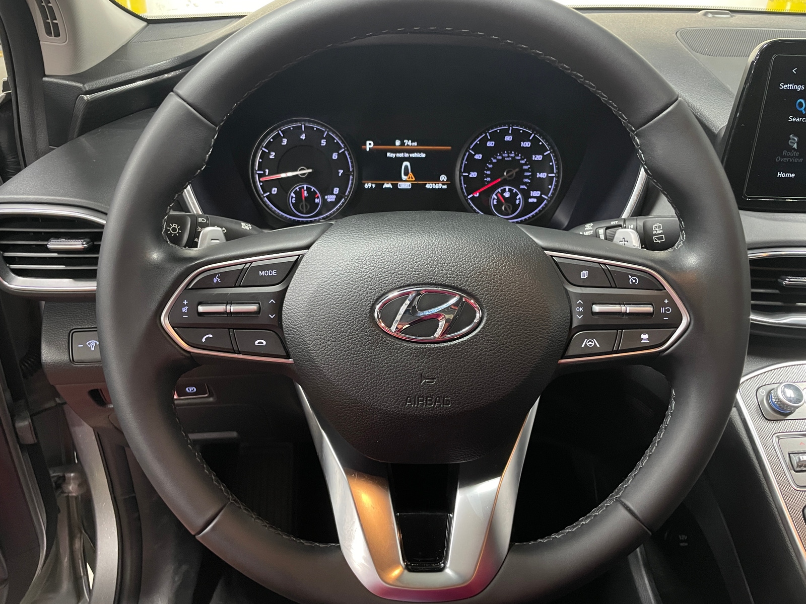 Thumbnail: 2023 Hyundai Santa Fe - 5