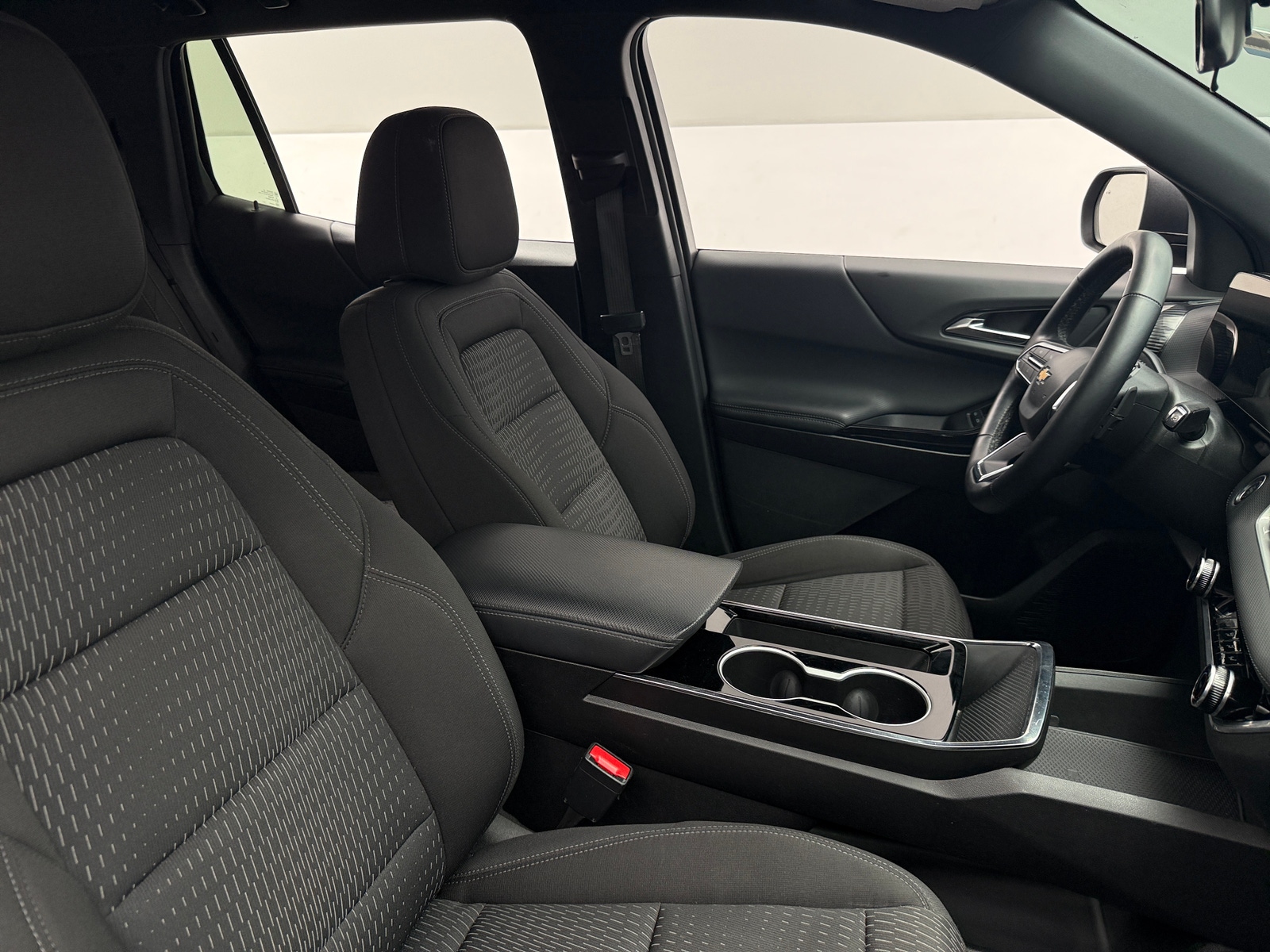 Thumbnail: 2025 Chevrolet Equinox - 2