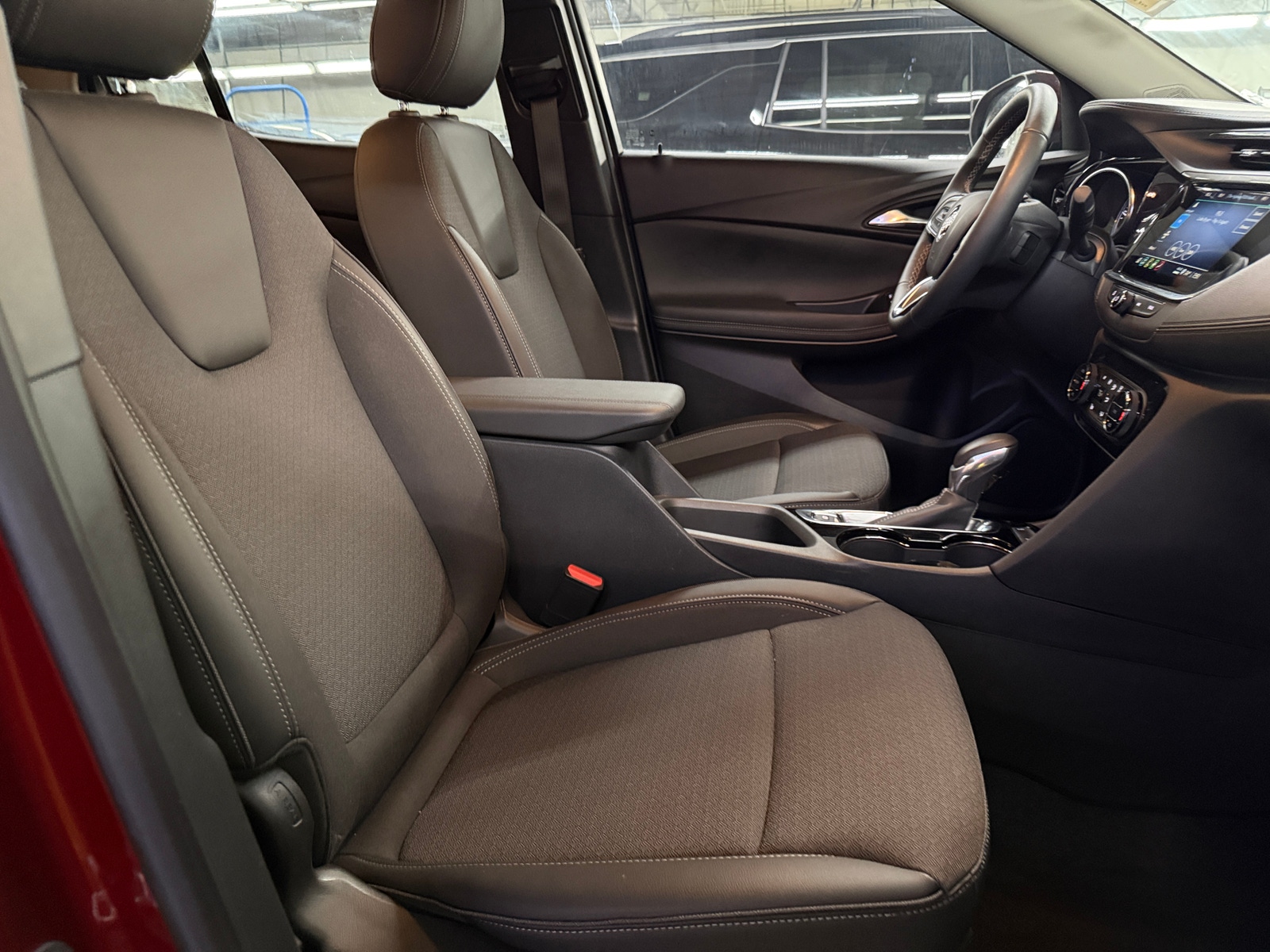 Thumbnail: 2023 Buick Encore GX - 2