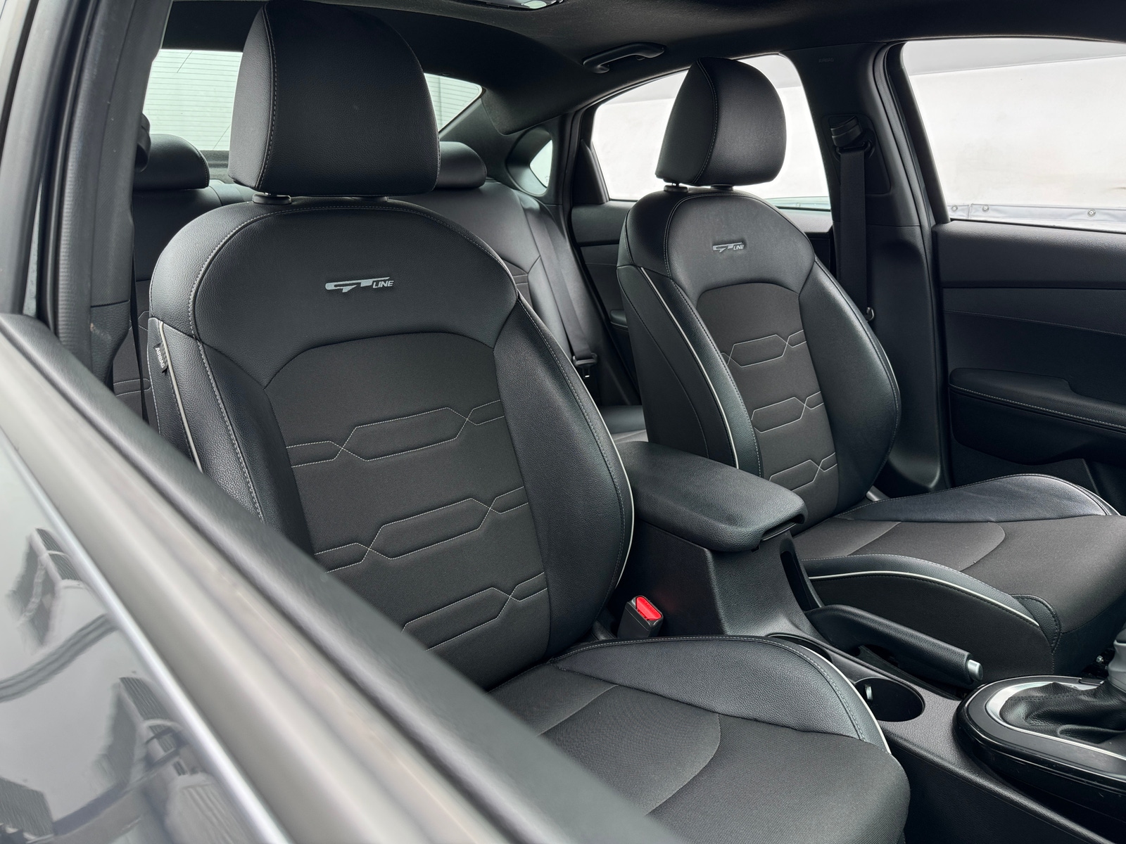 Thumbnail: 2021 Kia Forte - 2