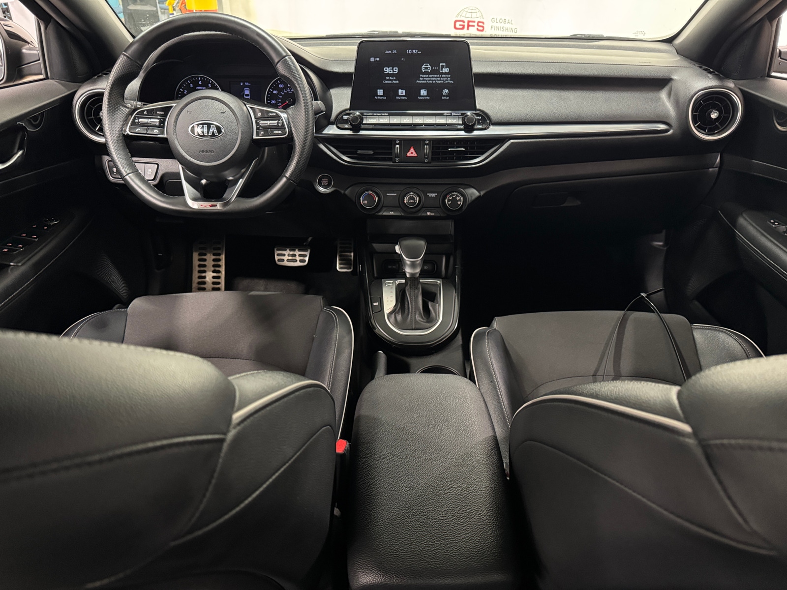 Thumbnail: 2021 Kia Forte - 3