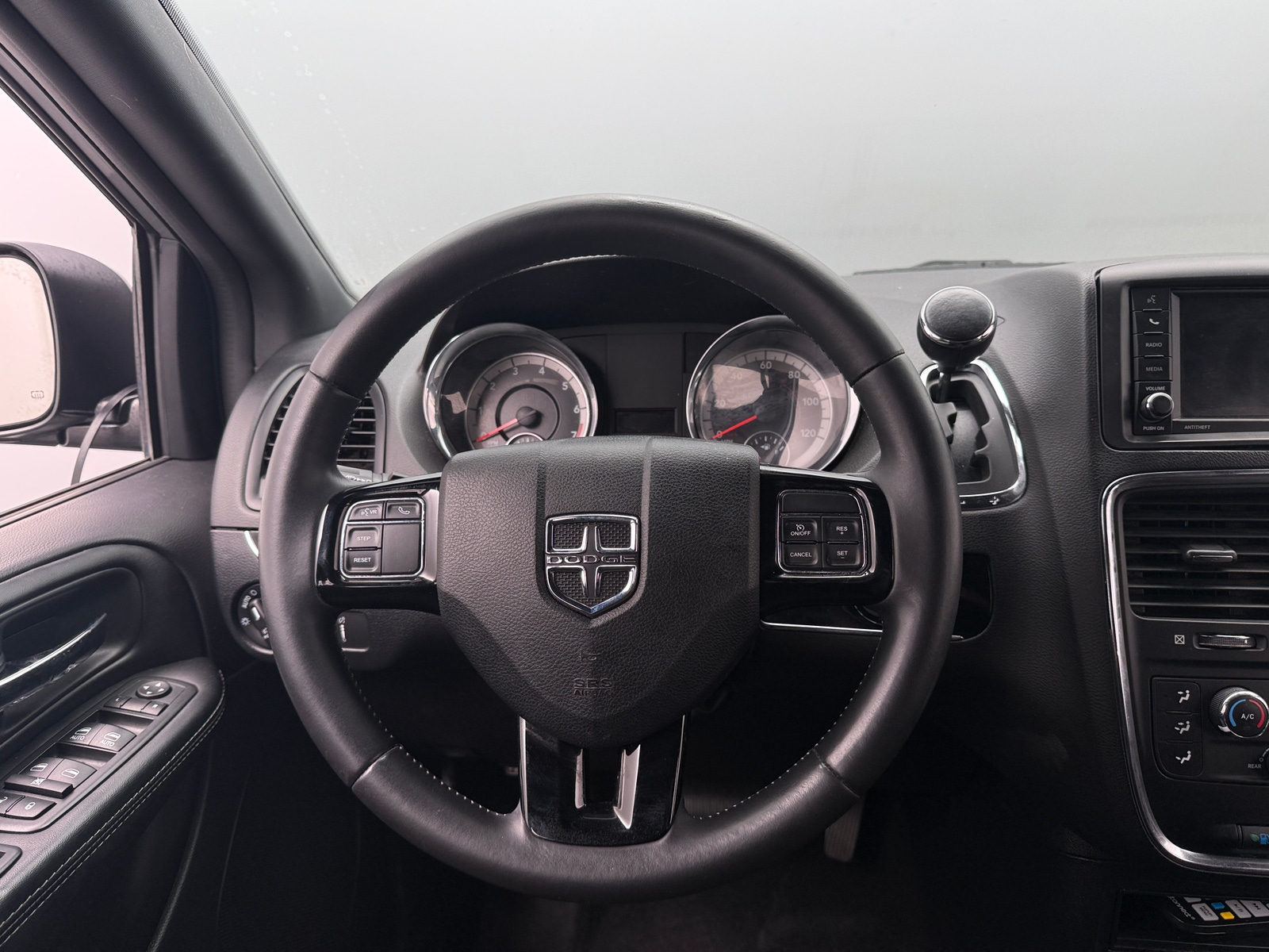 Thumbnail: 2019 Dodge Grand Caravan - 5