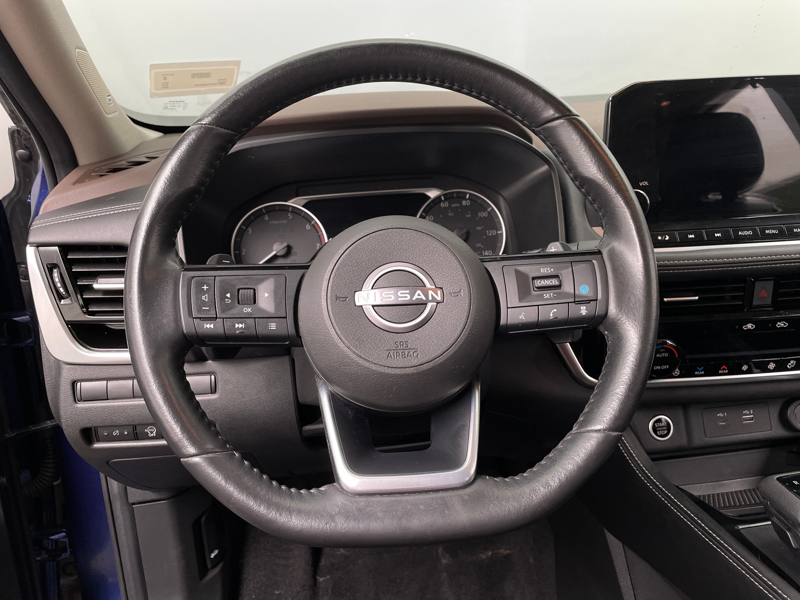 Thumbnail: 2023 Nissan Rogue - 4