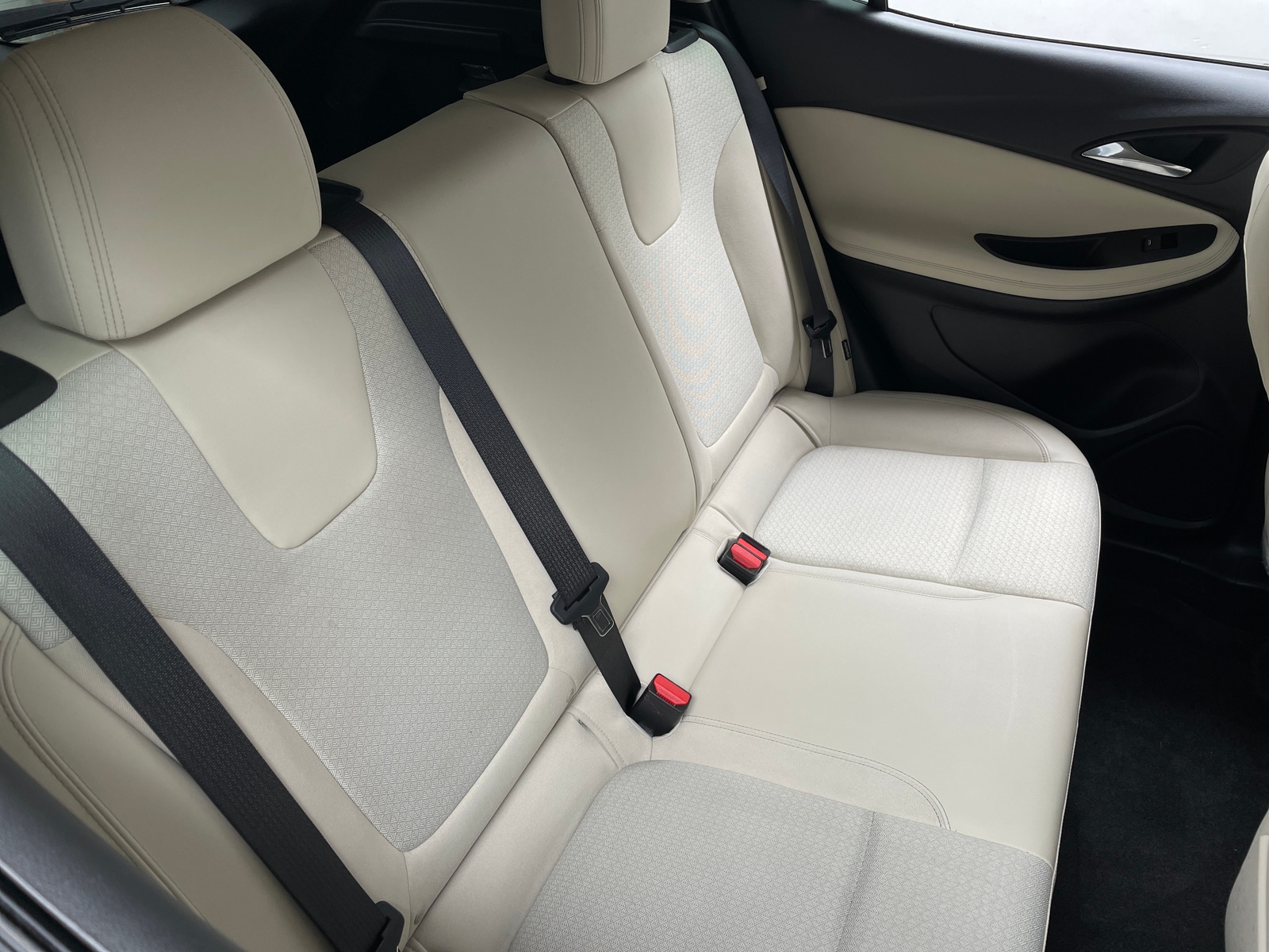 Thumbnail: 2023 Buick Encore GX - 6