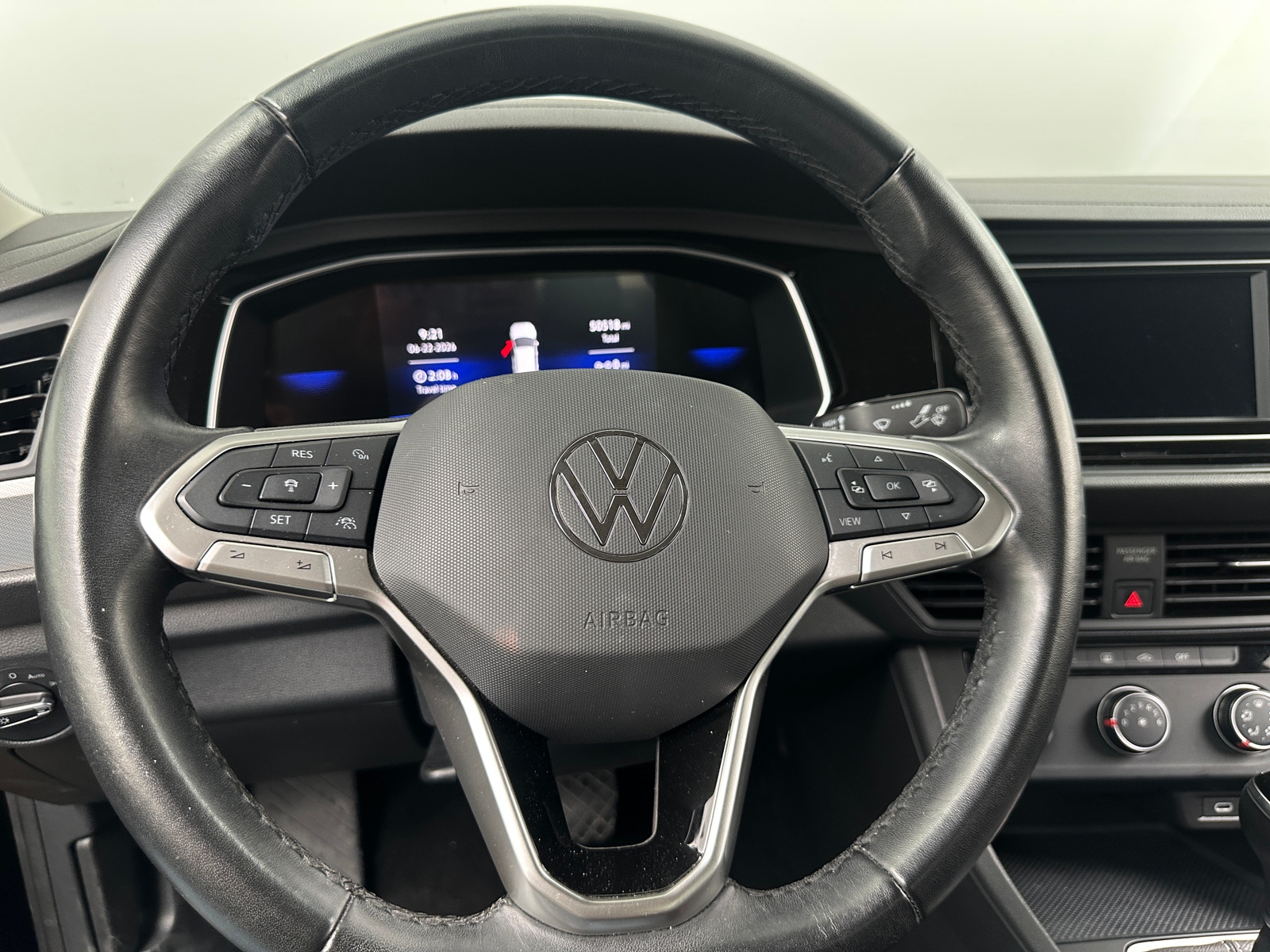 Thumbnail: 2024 Volkswagen Jetta - 5