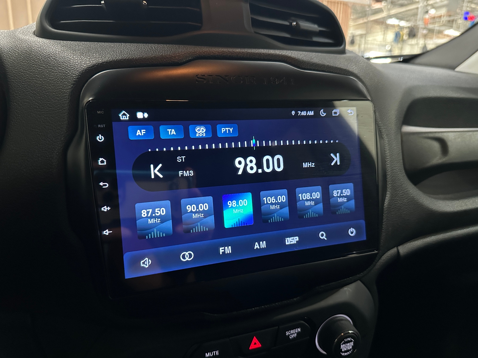 Thumbnail: 2018 Jeep Renegade - 4