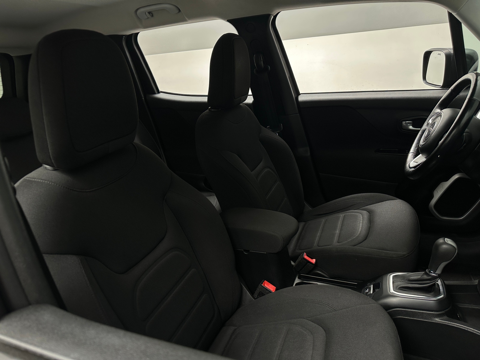 Thumbnail: 2019 Jeep Renegade - 2