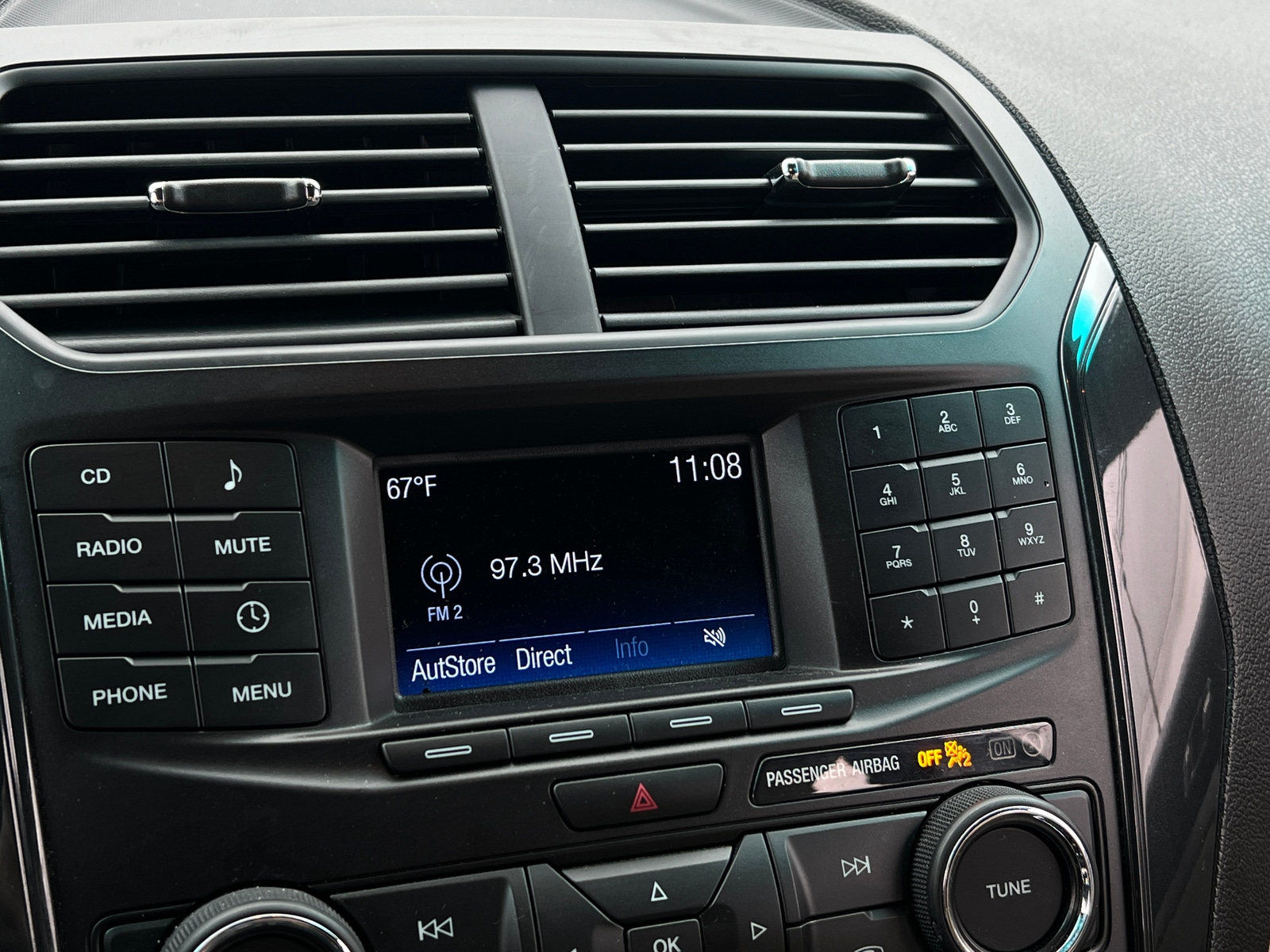 Thumbnail: 2016 Ford Explorer - 4