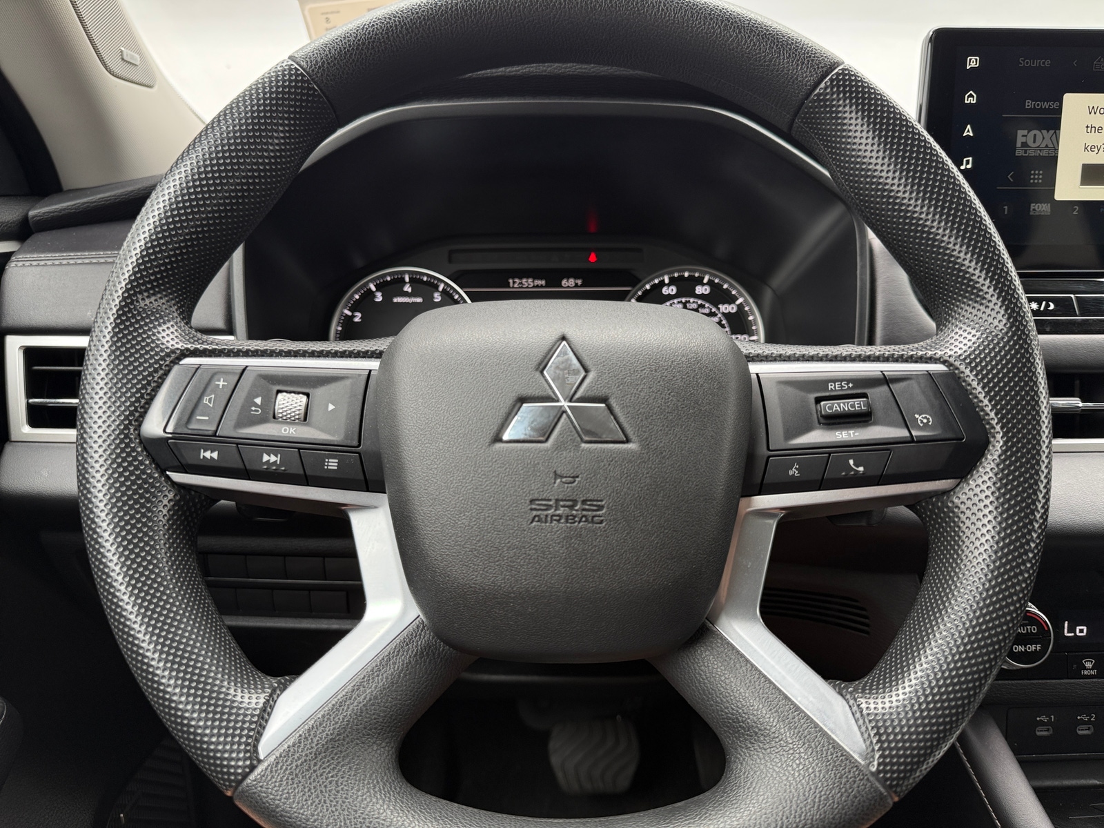 Thumbnail: 2025 Mitsubishi Outlander - 5
