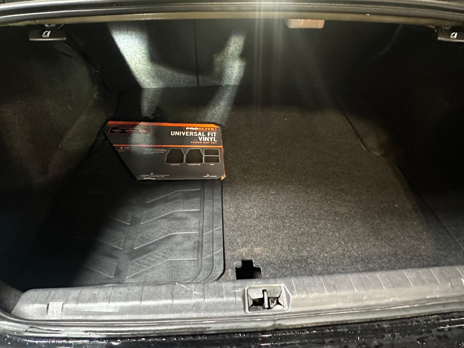 Thumbnail: 2010 Subaru Legacy - 7