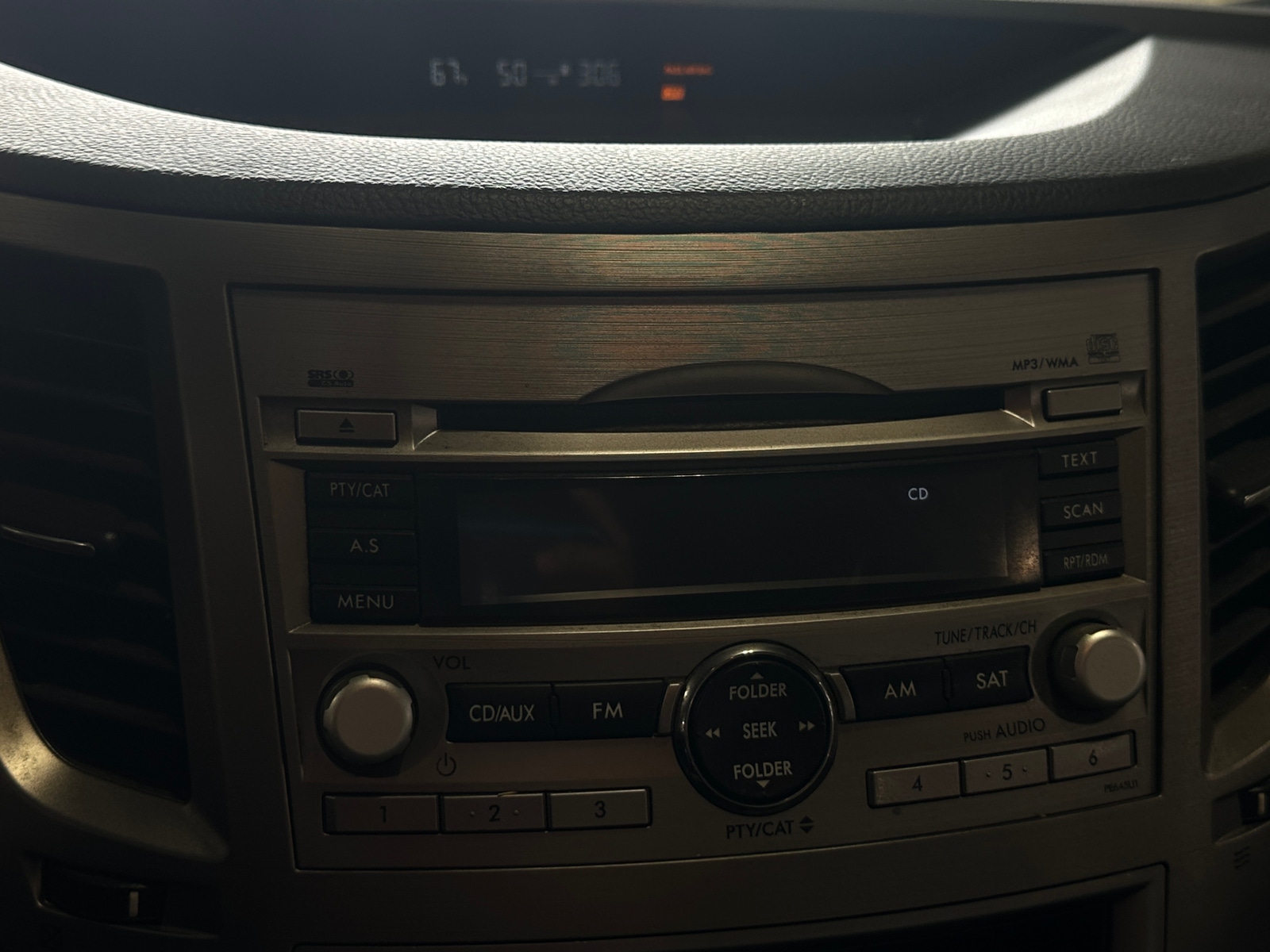 Thumbnail: 2010 Subaru Legacy - 4