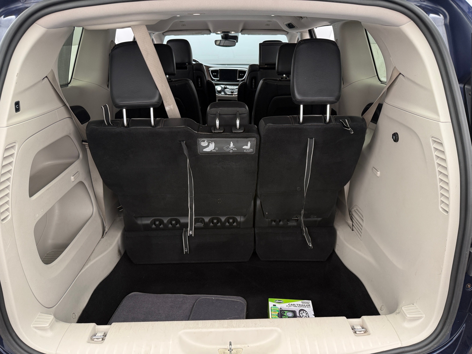 Thumbnail: 2019 Chrysler Pacifica - 6