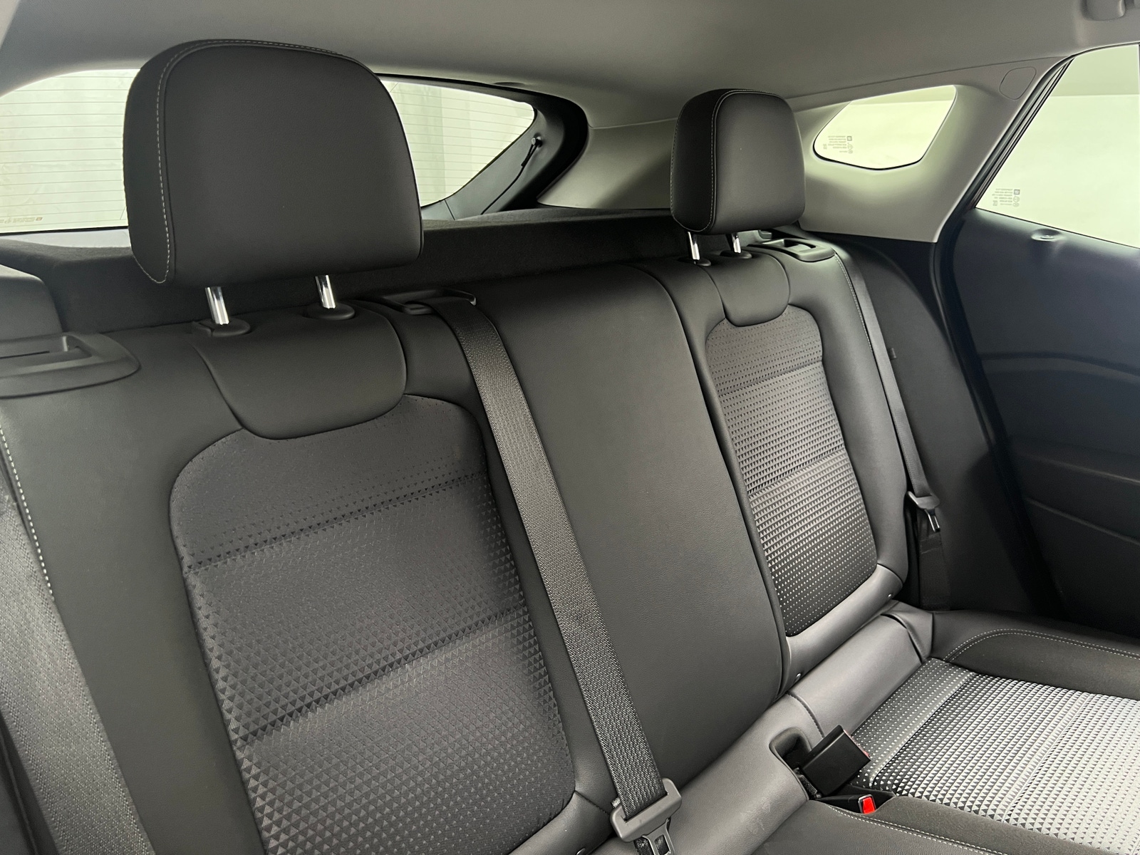 Thumbnail: 2025 Chevrolet Trax - 6