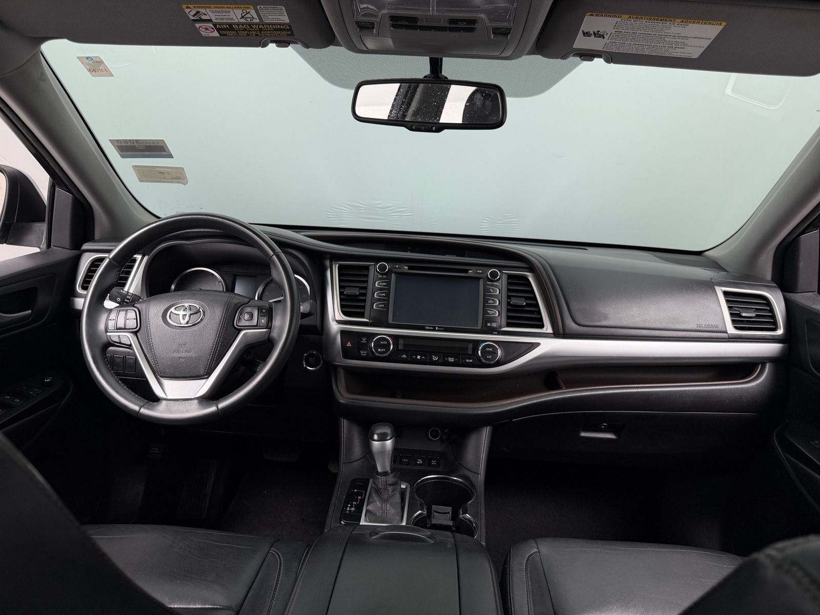 Thumbnail: 2015 Toyota Highlander - 2