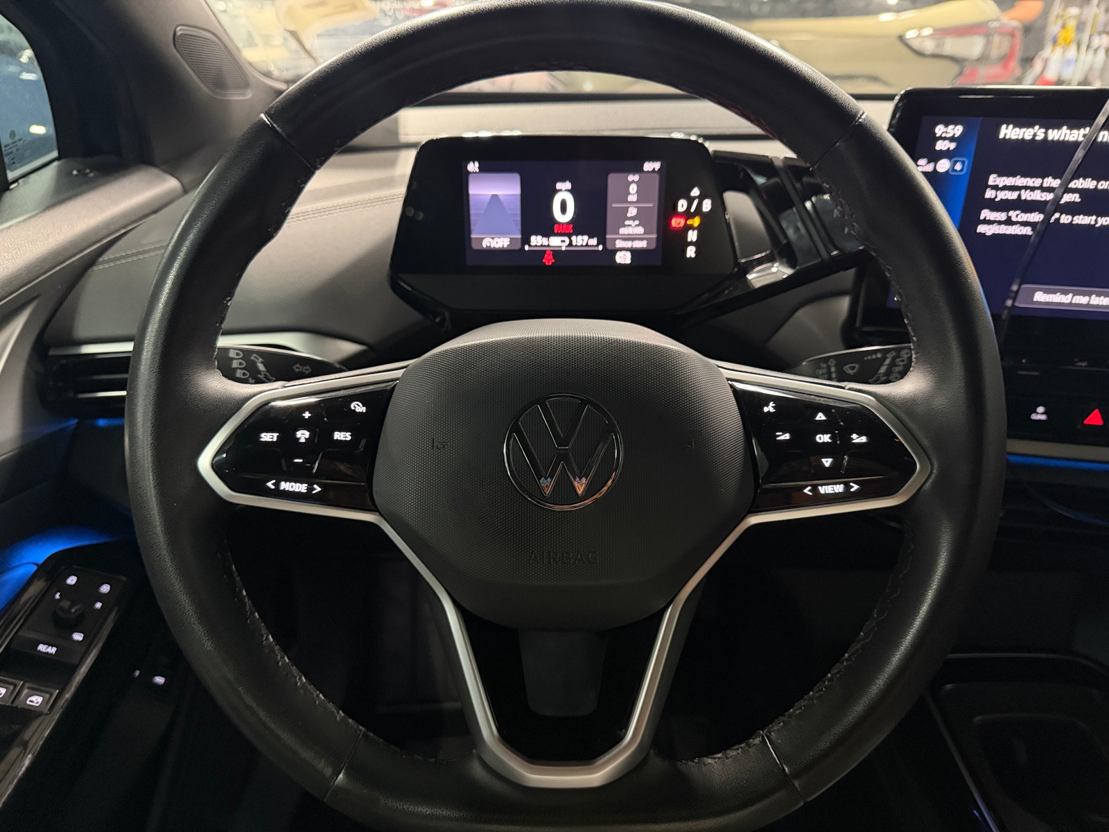 Thumbnail: 2023 Volkswagen ID.4 - 4
