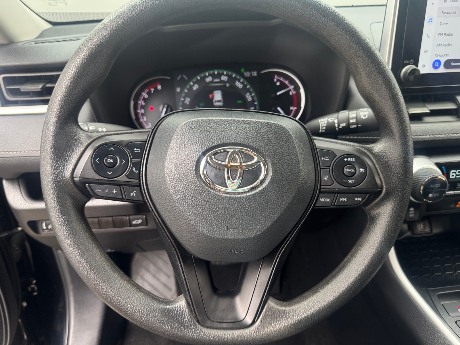 Thumbnail: 2025 Toyota RAV4 - 5