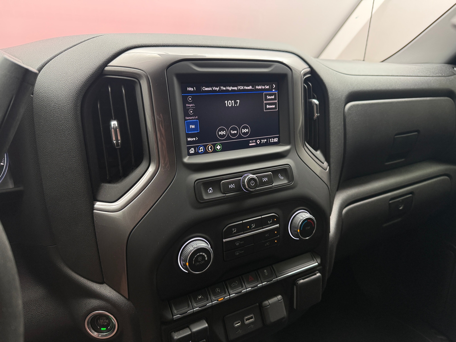 Thumbnail: 2023 Chevrolet Silverado 1500 - 4