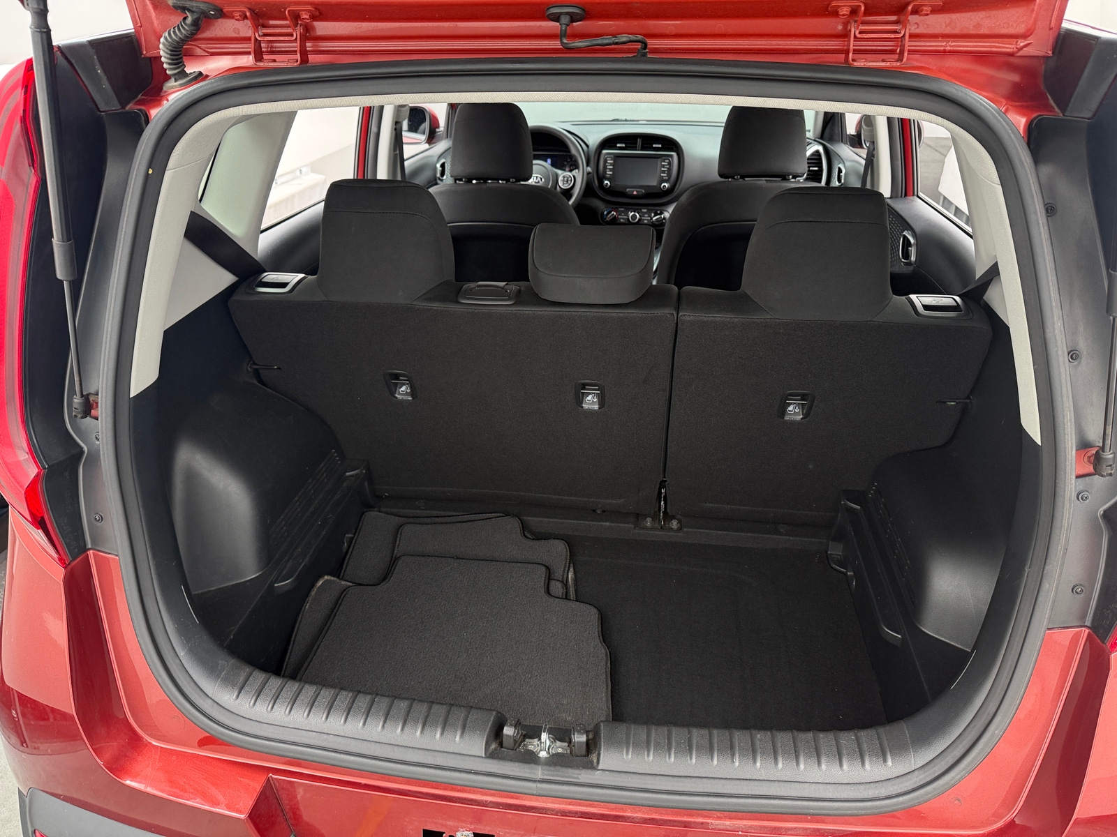 Thumbnail: 2021 Kia Soul - 7