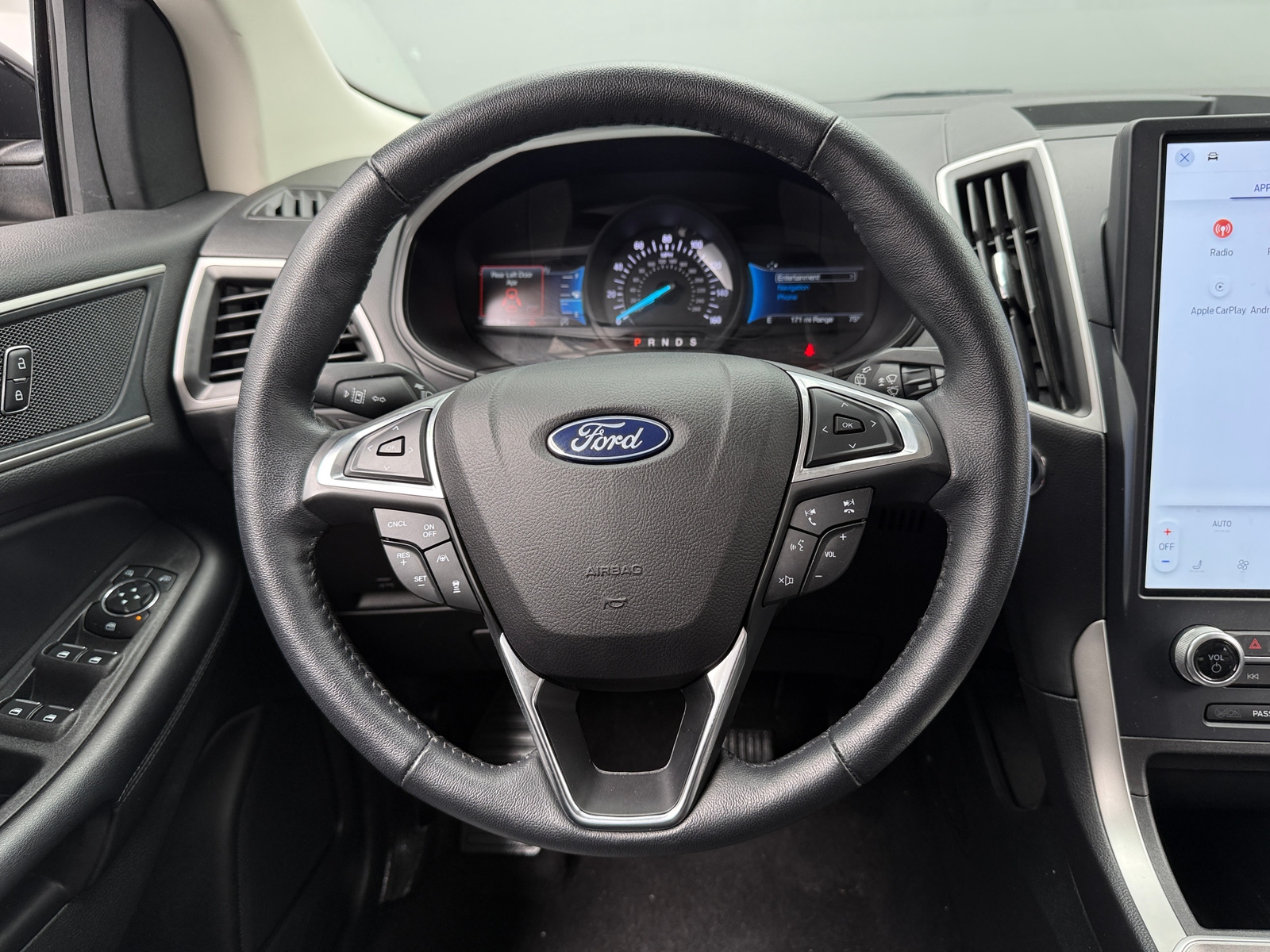 Thumbnail: 2023 Ford Edge - 4